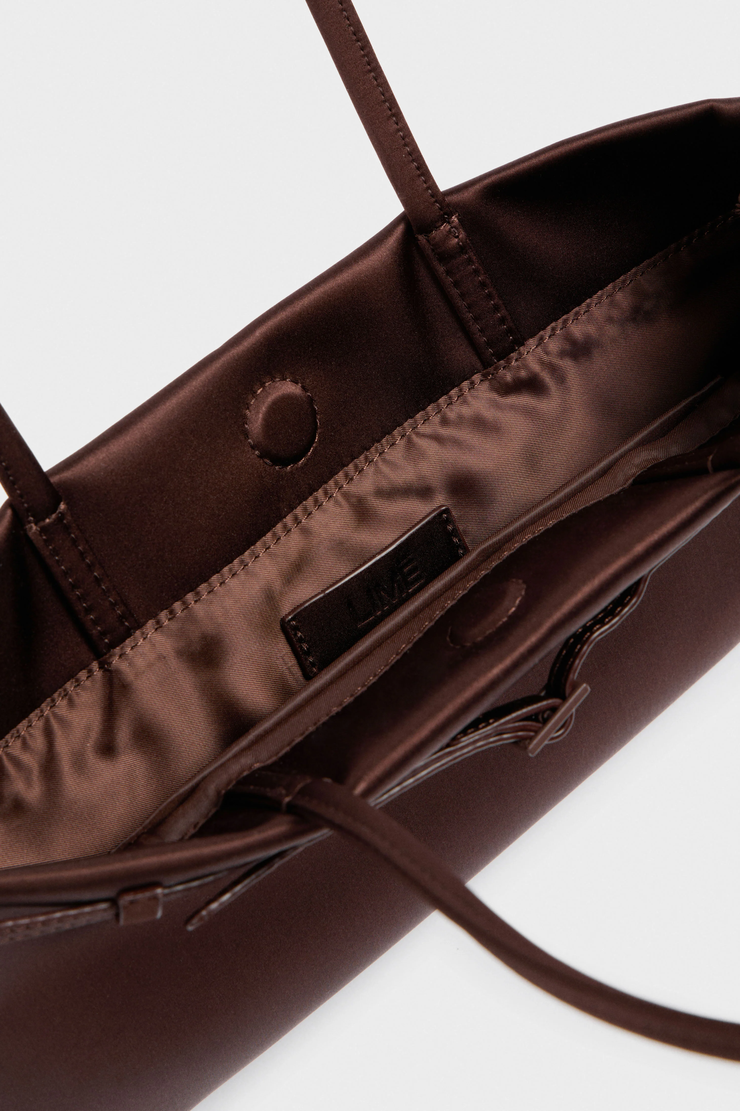 100% SILK SHOULDER BAG - Image 4