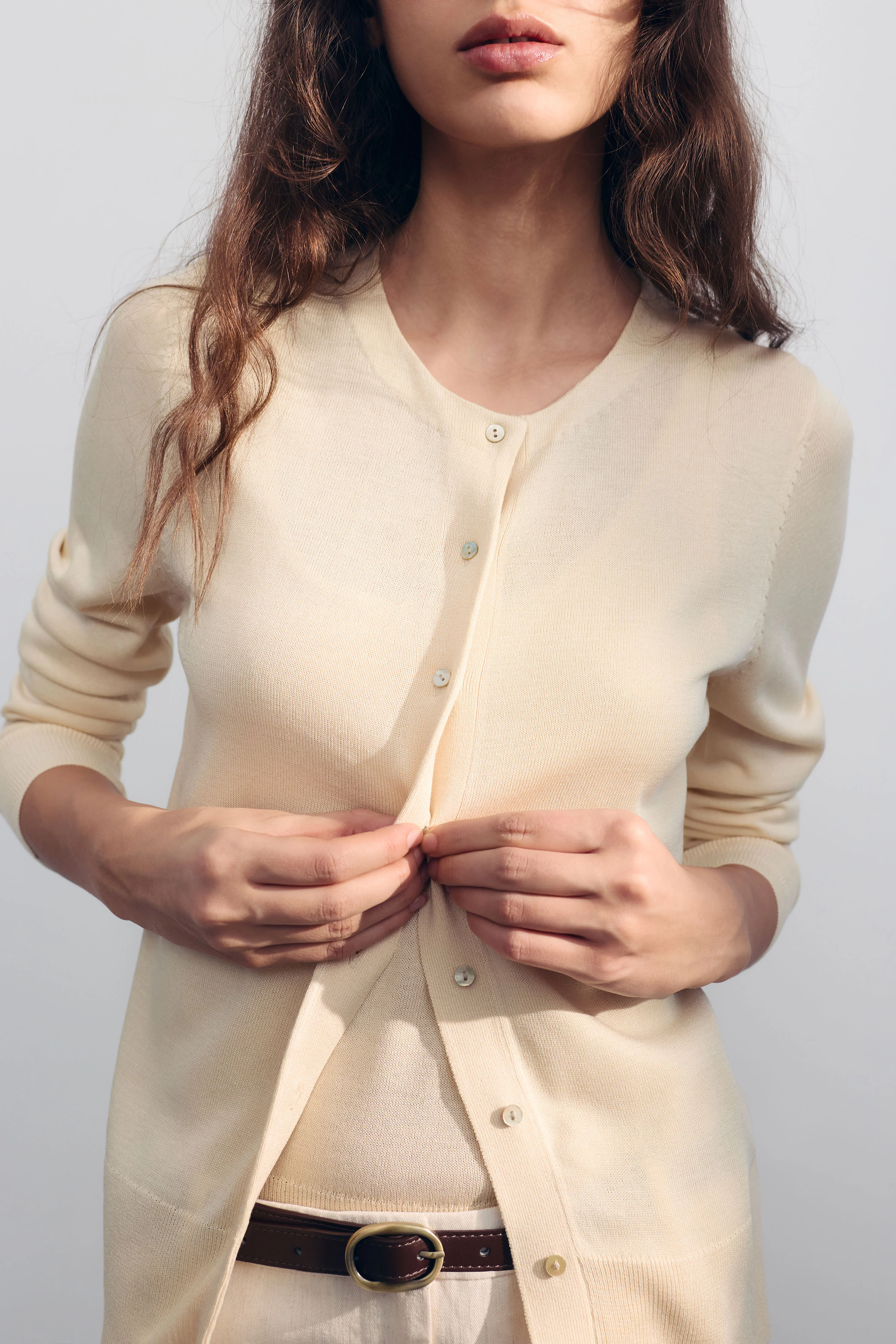 BASIC FINE-KNIT CARDIGAN - Image 5