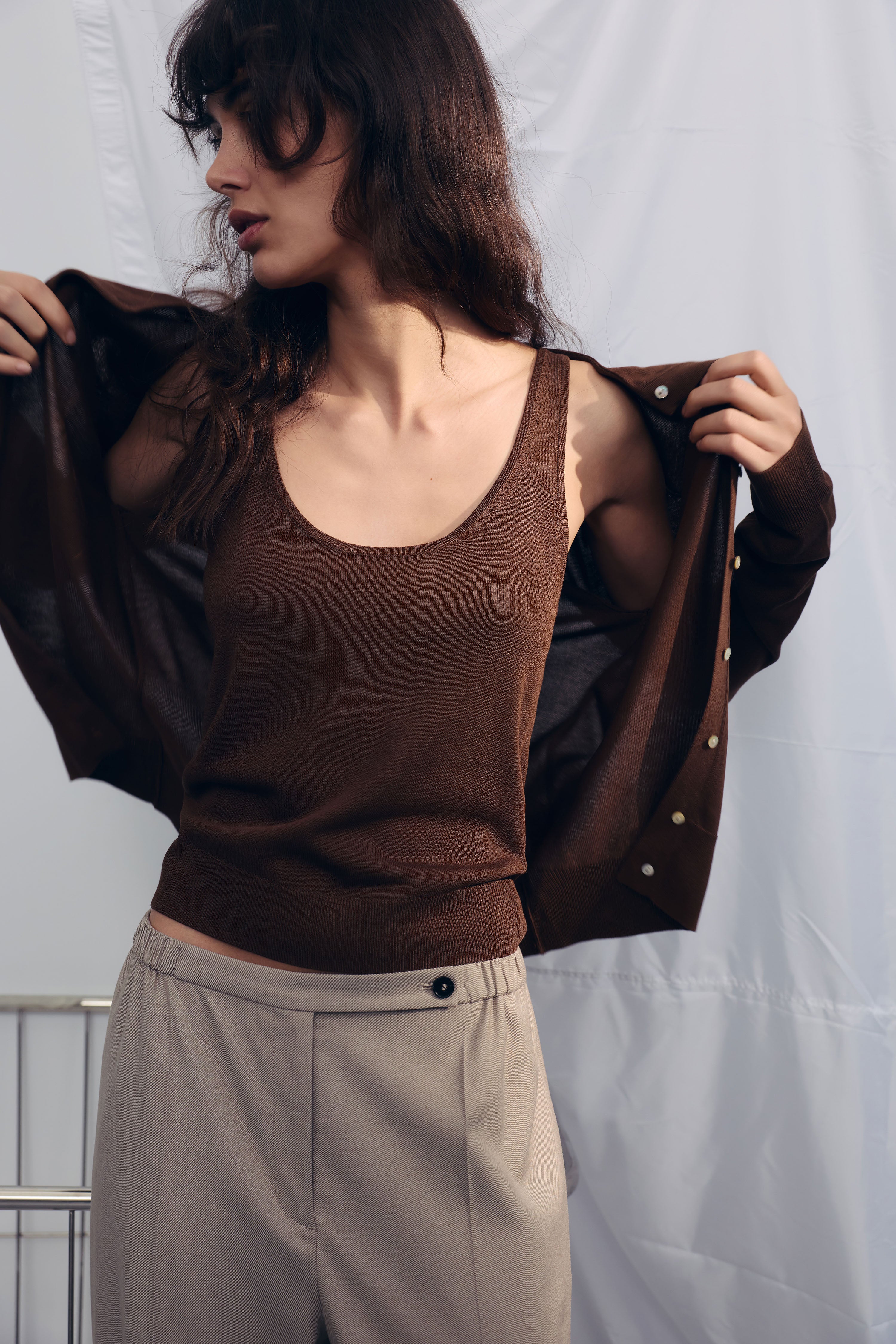 BASIC FINE-KNIT TOP - Image 4