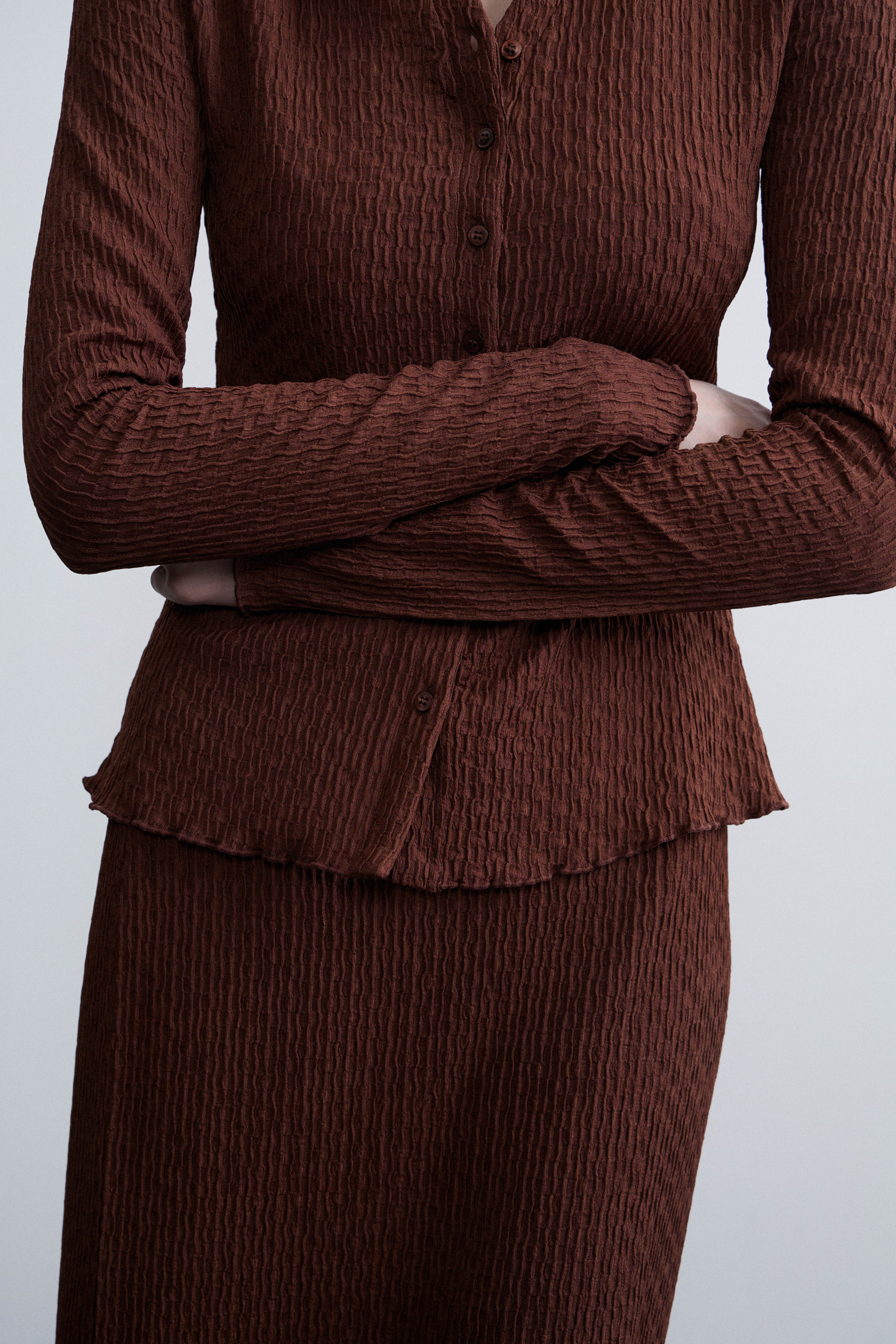 CRINKLED LONG-SLEEVED T-SHIRT - Image 2