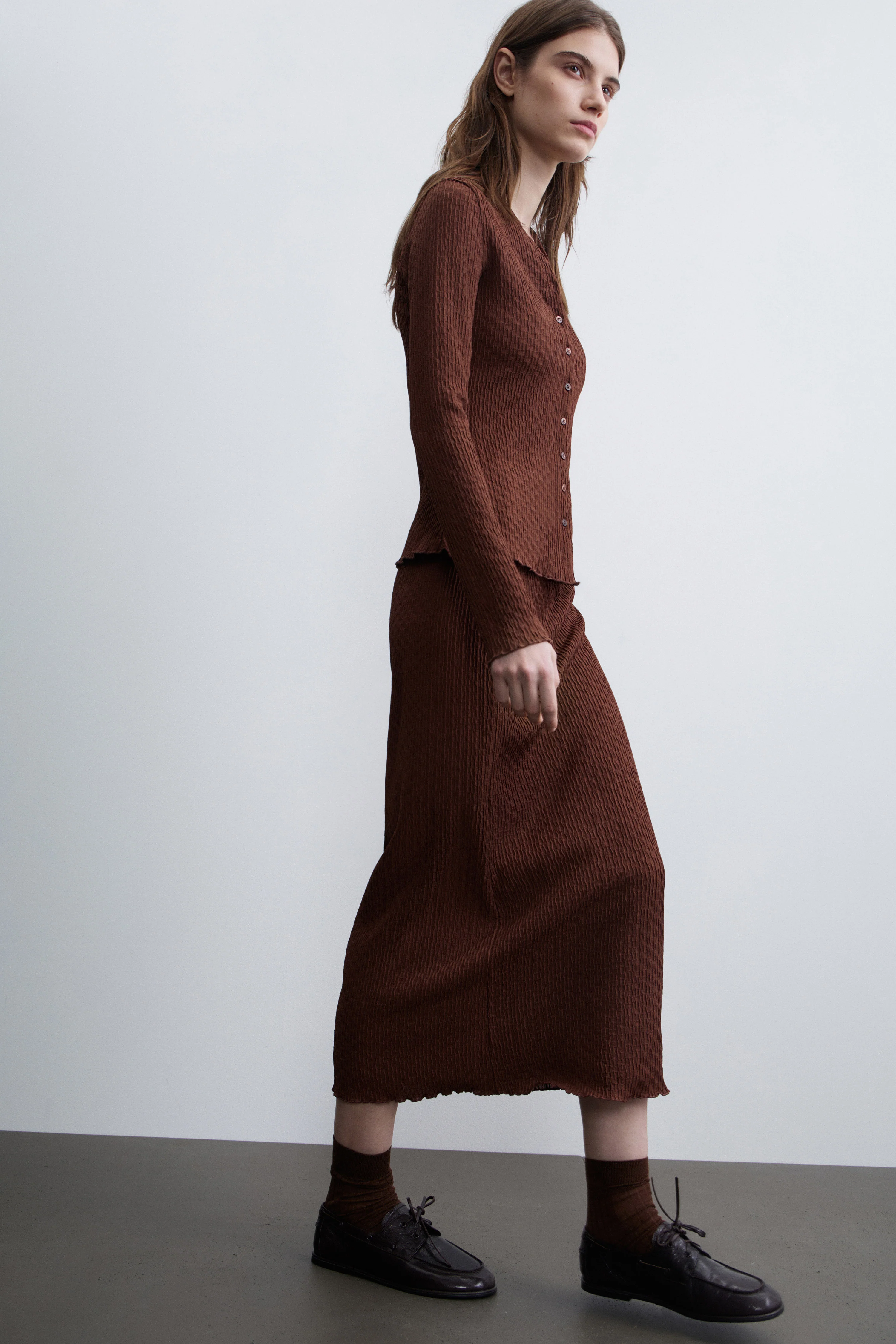 CRINKLED LONG-SLEEVED T-SHIRT - Image 4