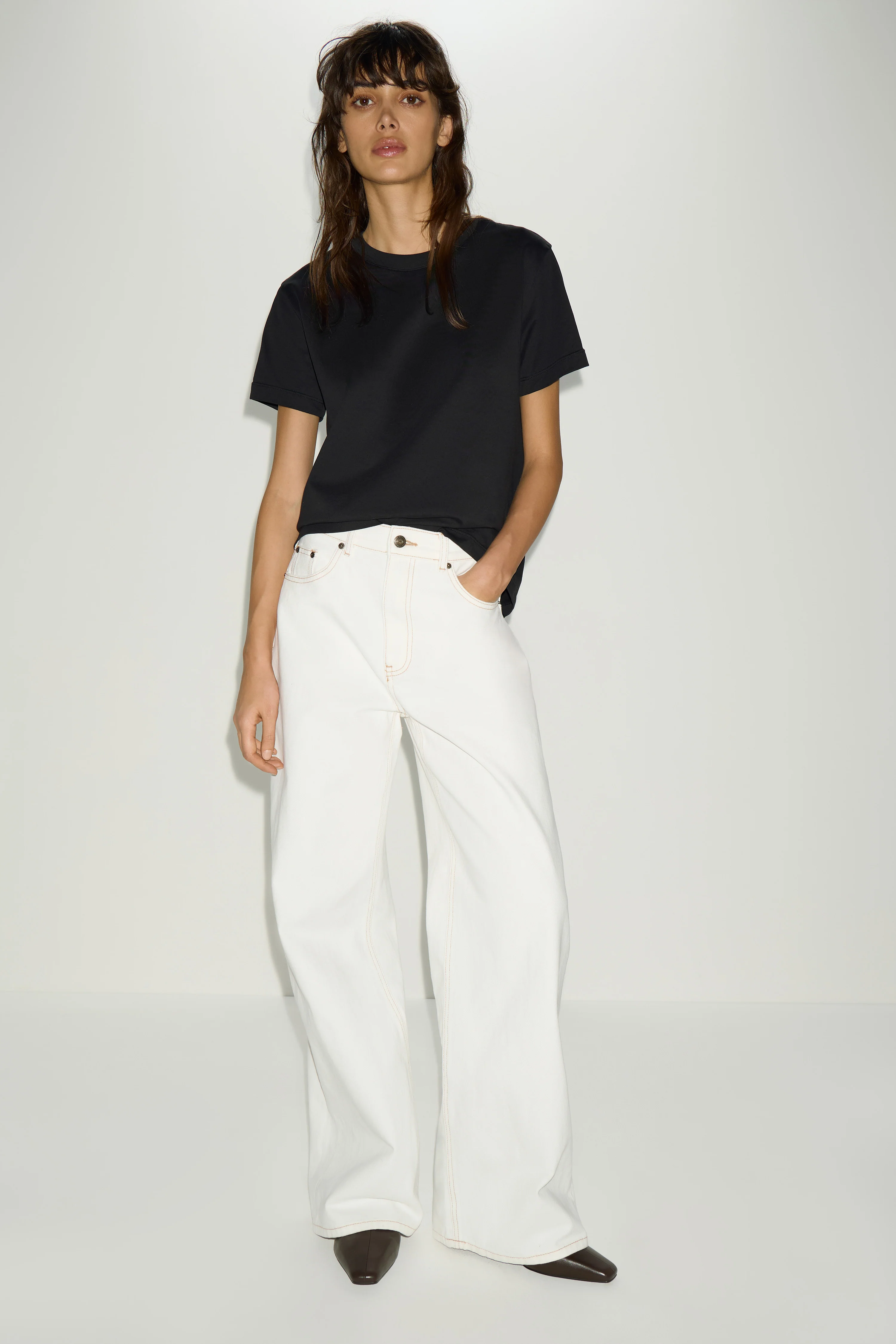 BASIC STRAIGHT T-SHIRT - Image 4