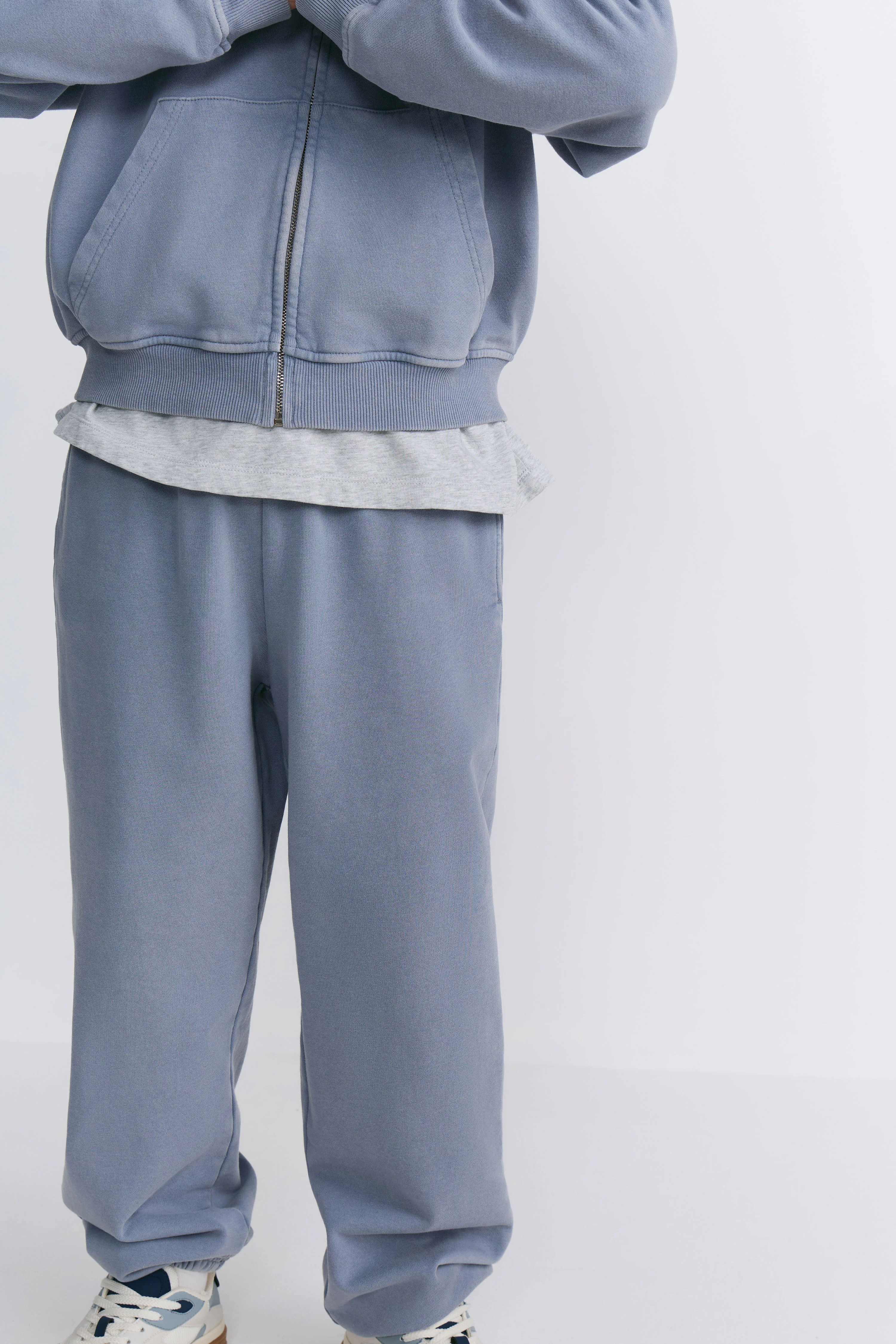 BASIC SWEATPANT JOGGERS - Image 2