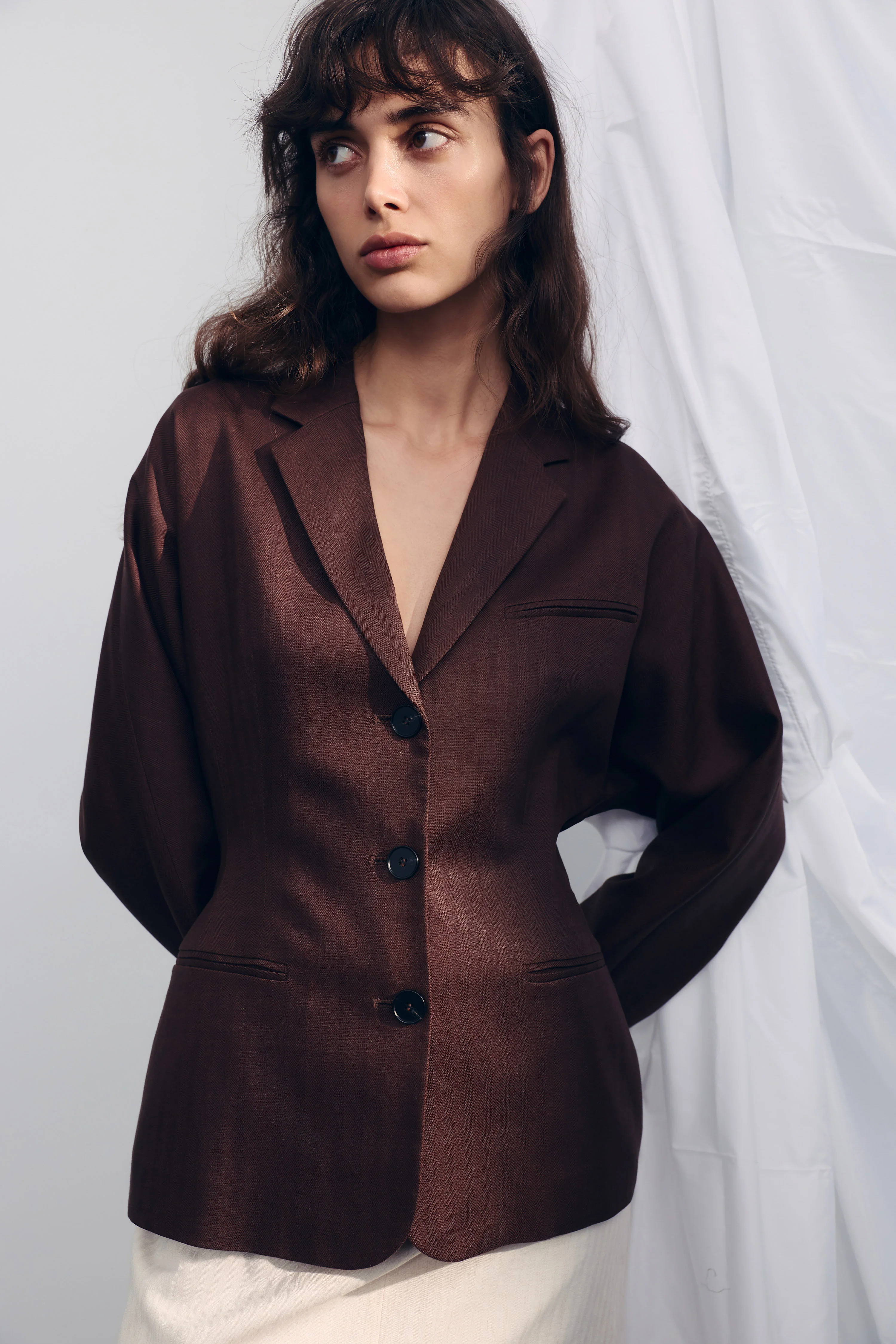 BELTED LYOCELL-LINEN BLAZER - Image 3