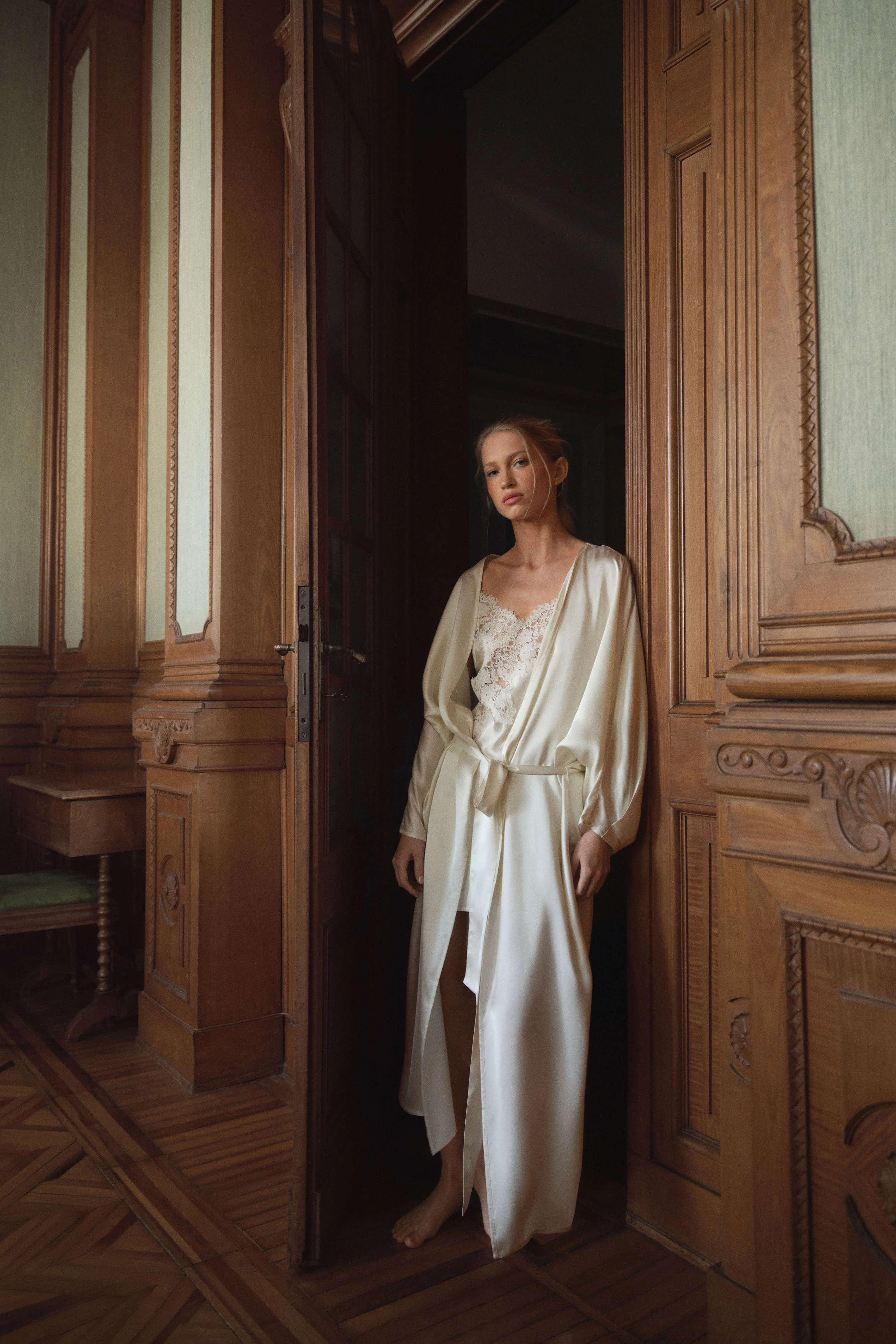 BELTED SATIN KIMONO