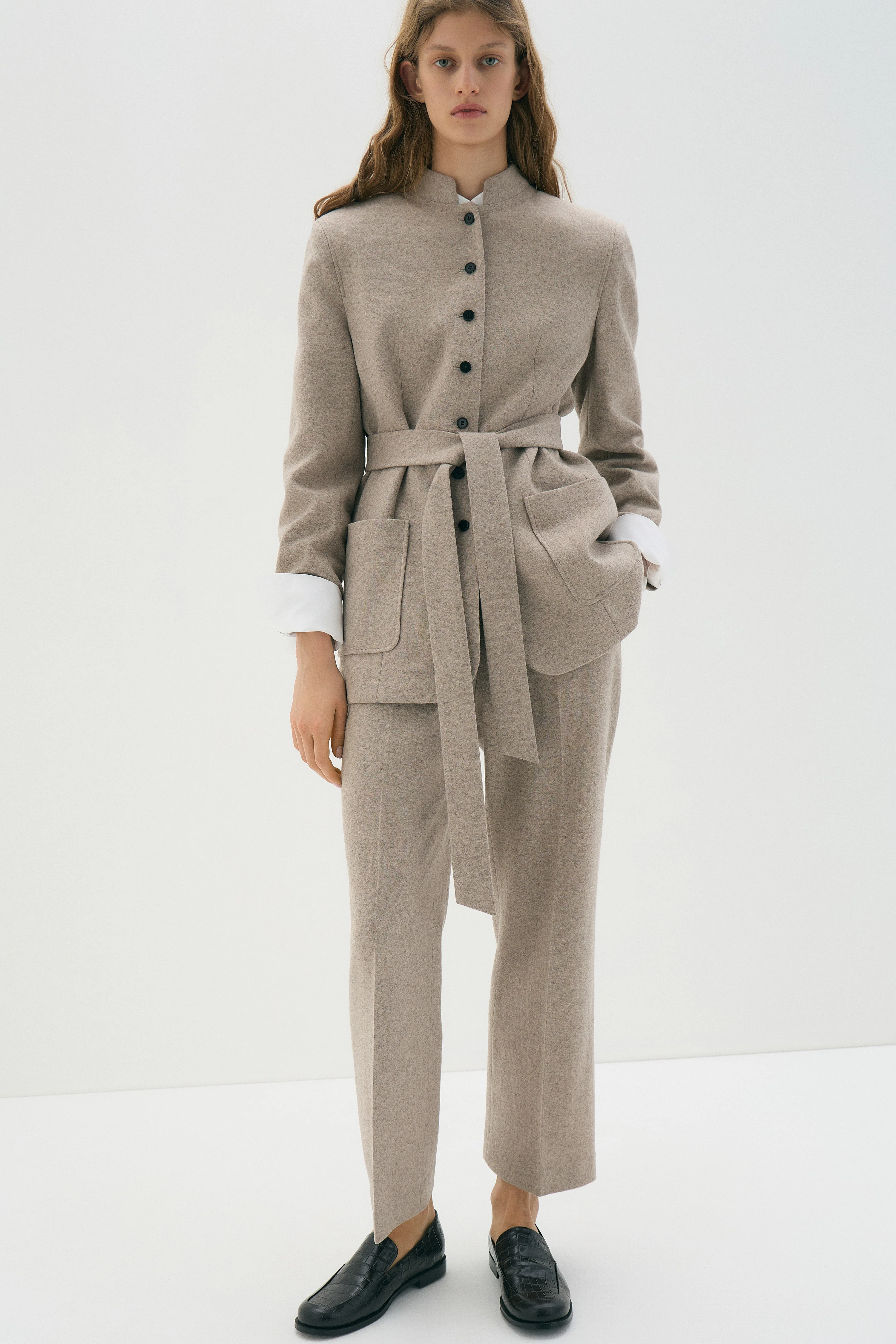 BELTED WOOL-BLEND BLAZER - Image 4