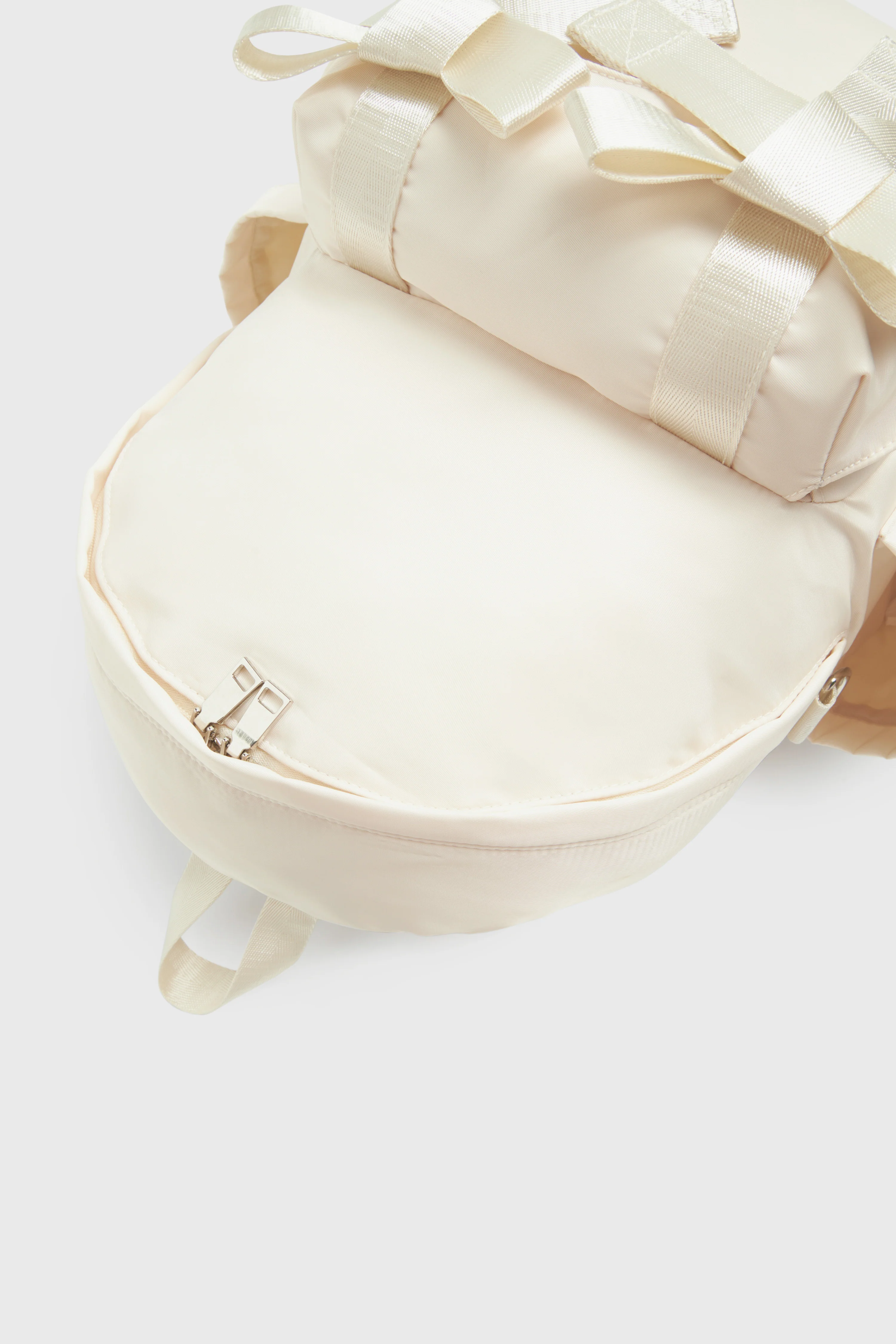 BOW-DETAIL BACKPACK - Image 5