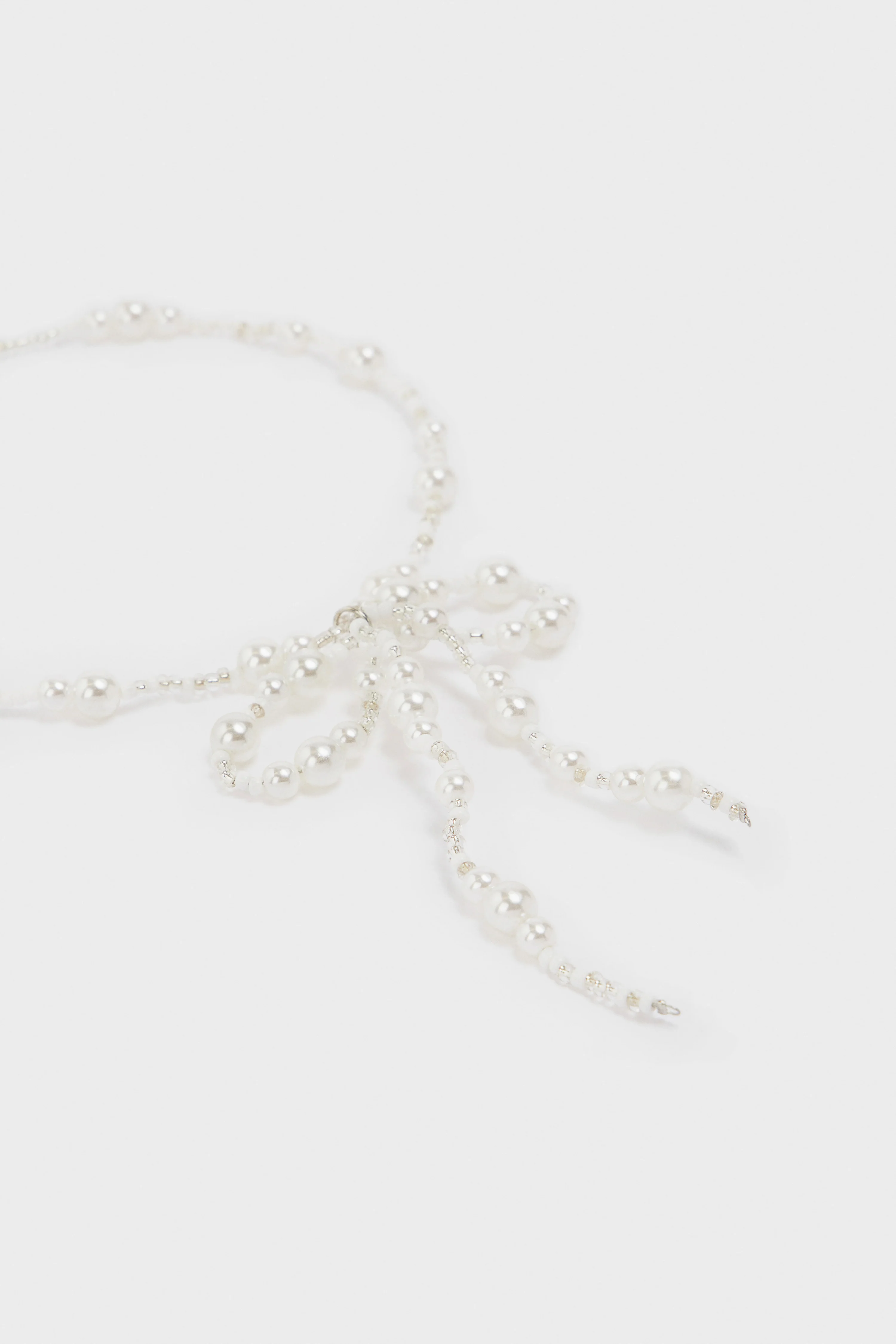 BOW-DETAIL BEADED NECKLACE - Image 4