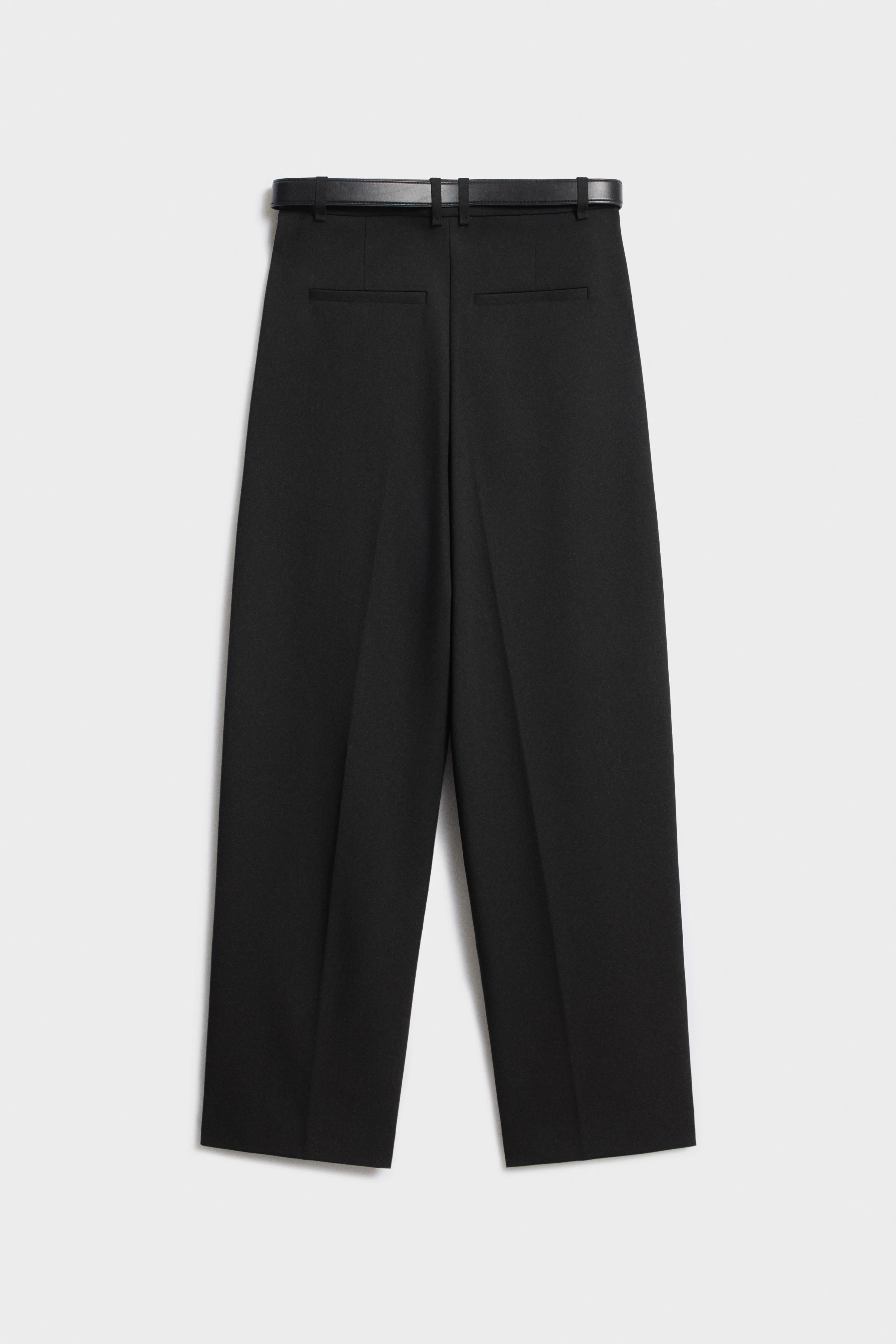 CARROT FIT TROUSERS WITH DARTS AND BELT - Image 7