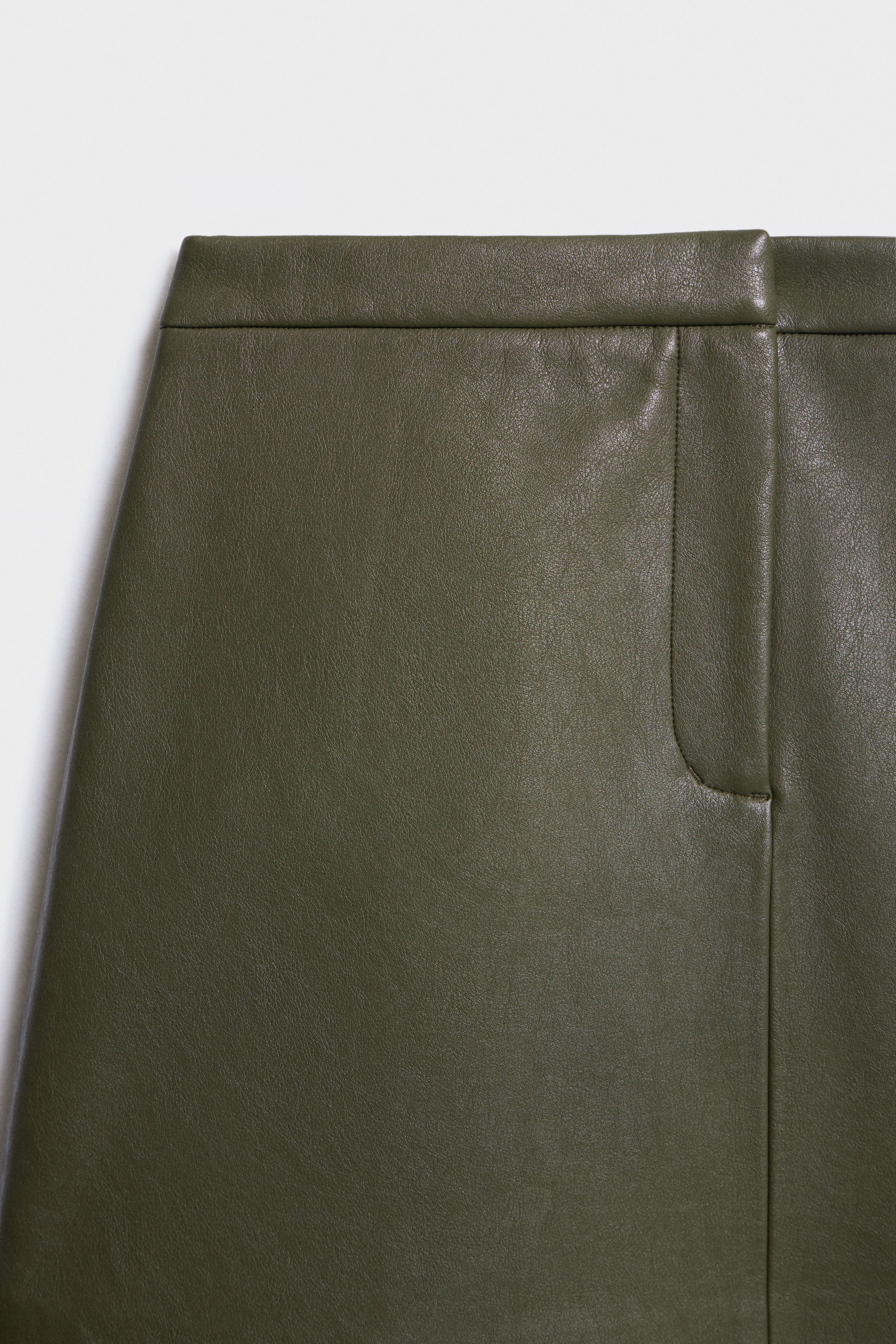 COATED MINI SKIRT - Image 6