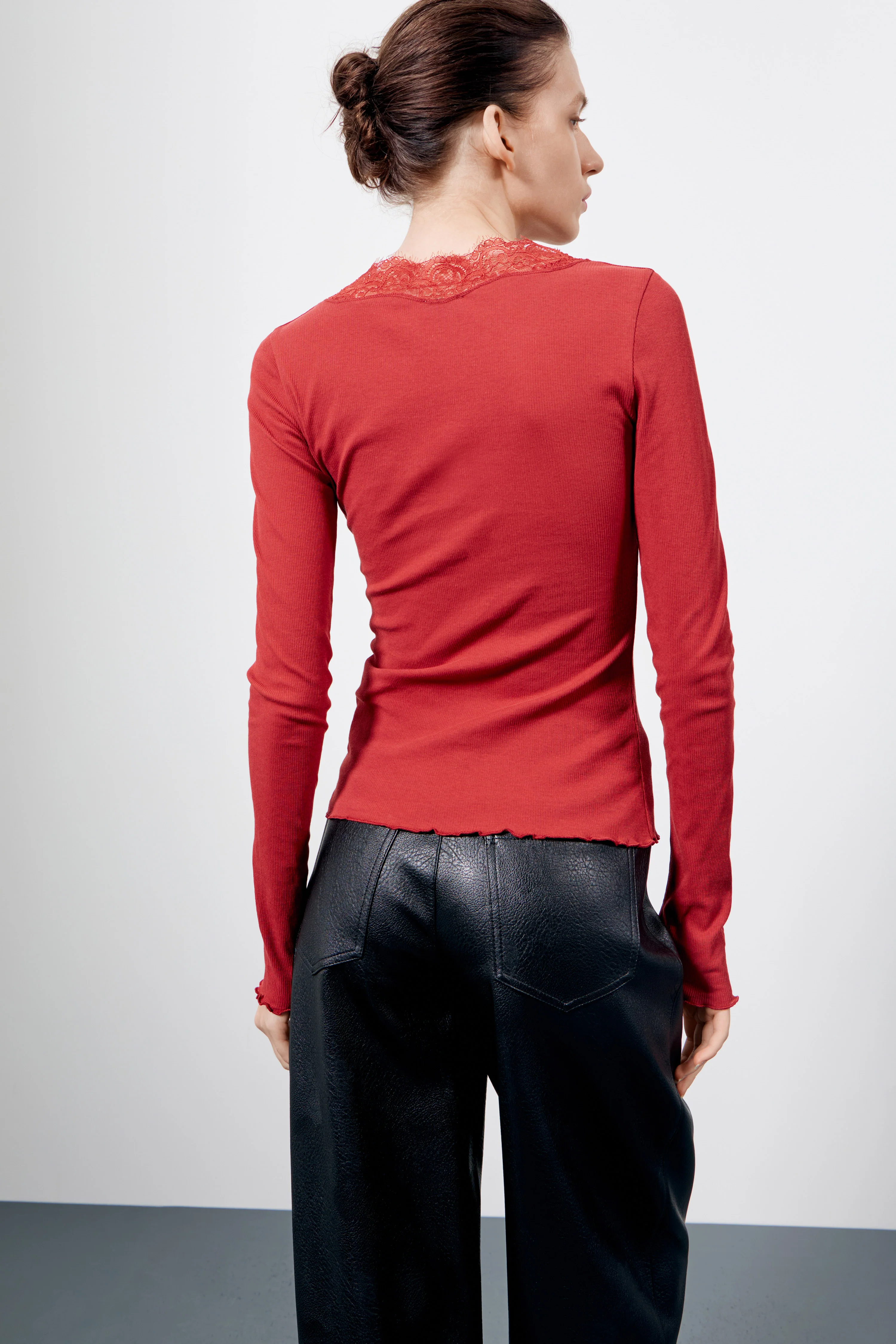 COTTON AND LACE T-SHIRT - Image 3