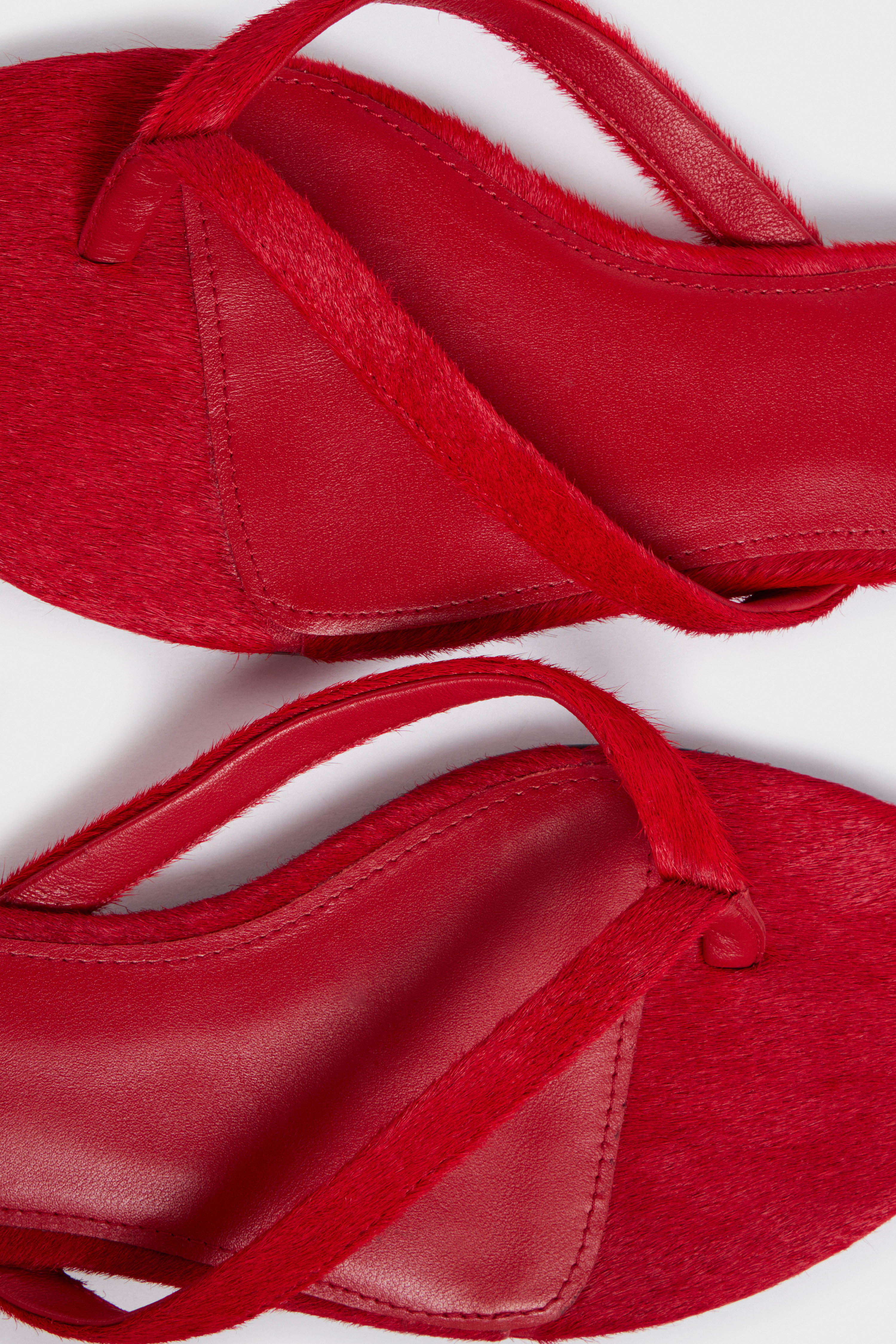 COW FURSKIN FLIP-FLOPS - Image 7