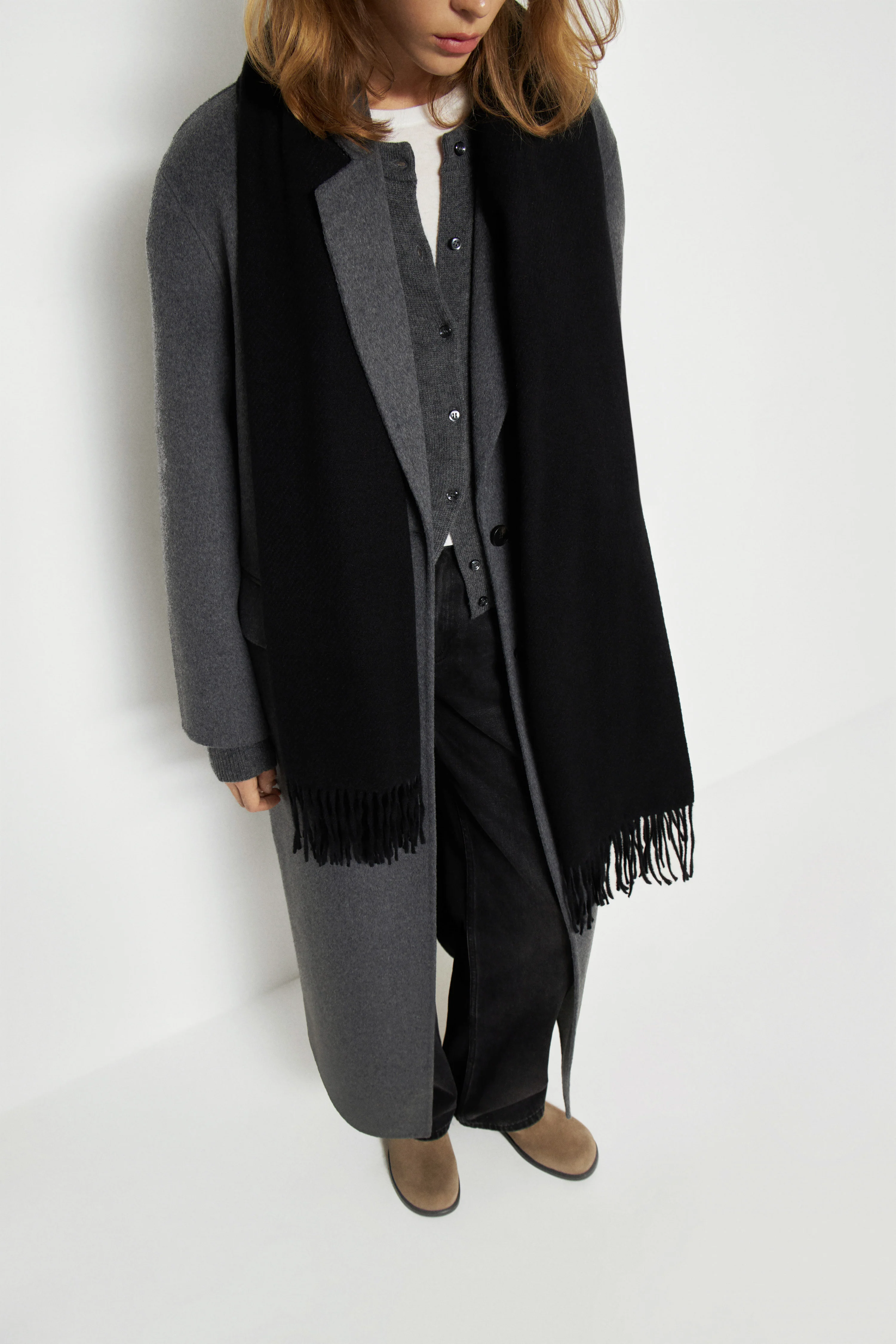 COZY FRINGED SCARF - Image 2