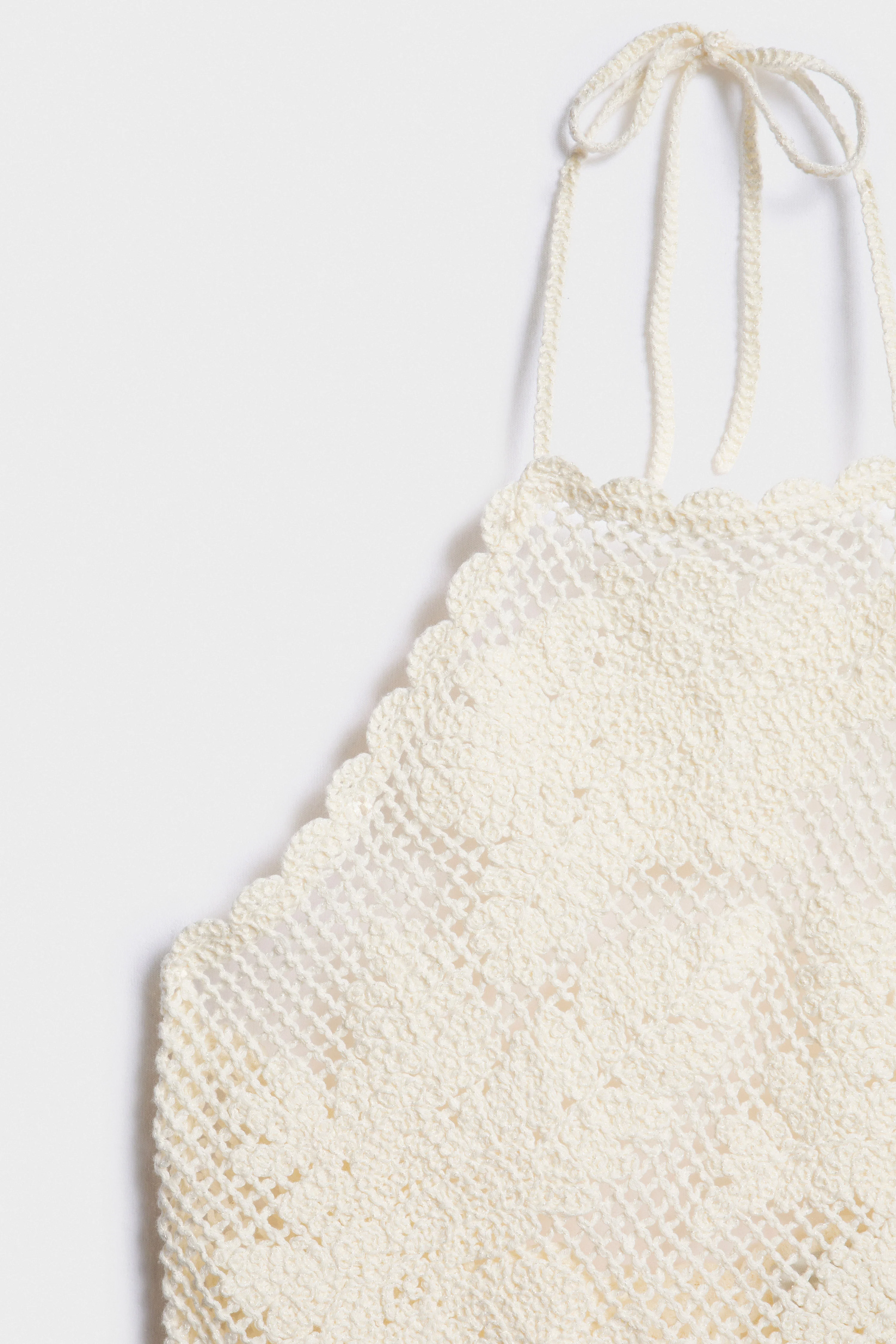CROCHET-LOOK KNIT HALTER TOP - Image 3