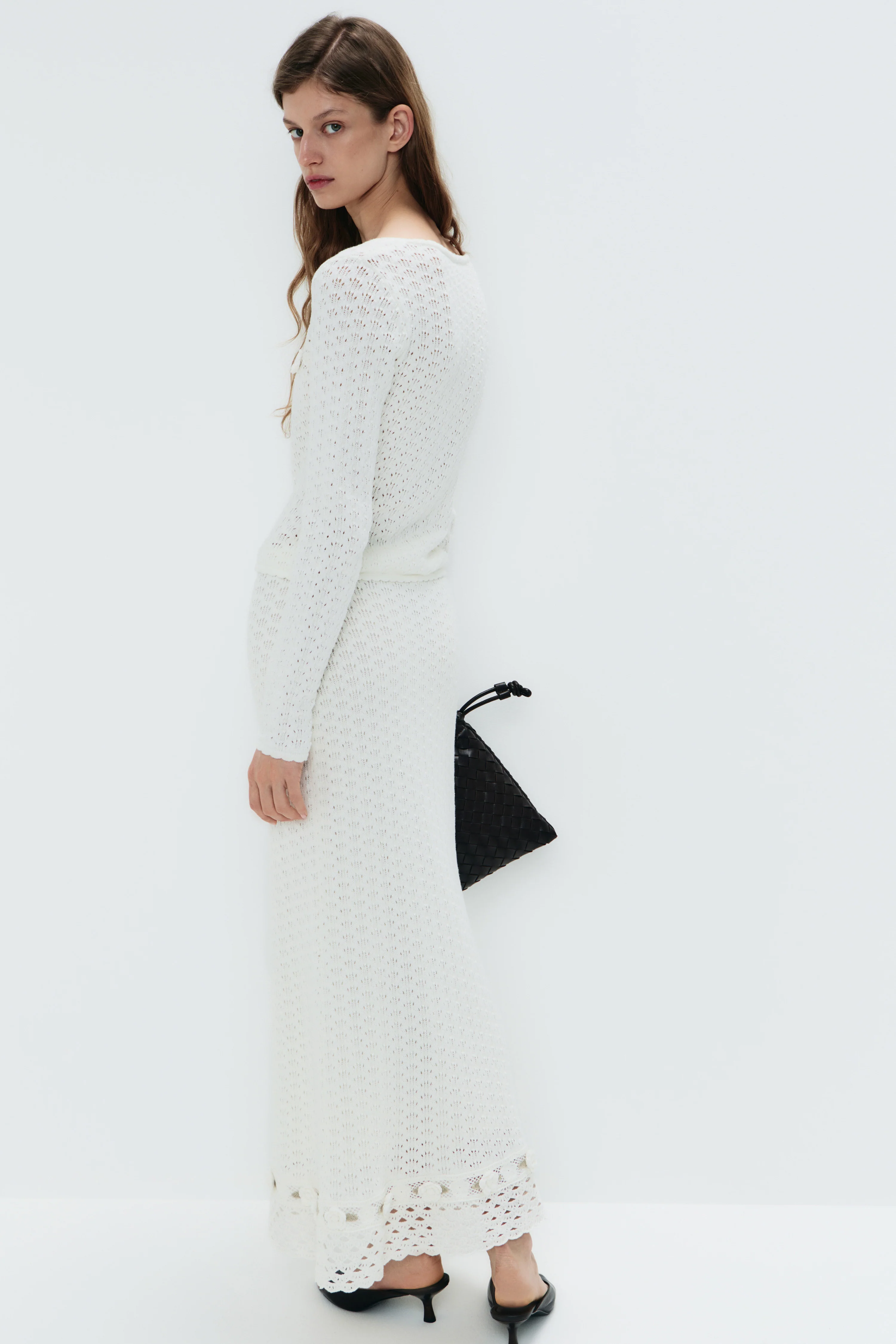 CROCHET-LOOK KNIT SKIRT - Image 4