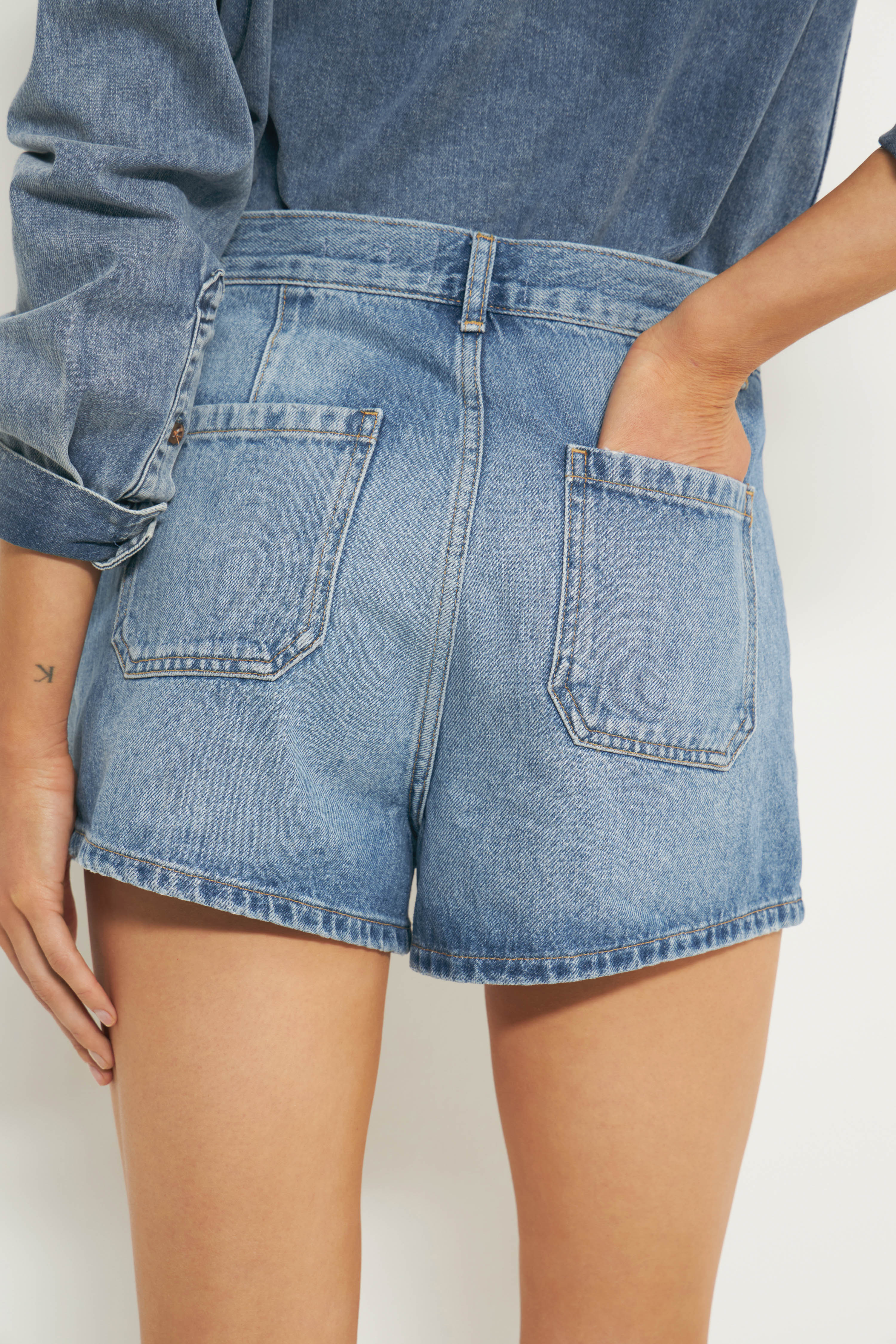 DENIM MINI SHORTS - Image 5