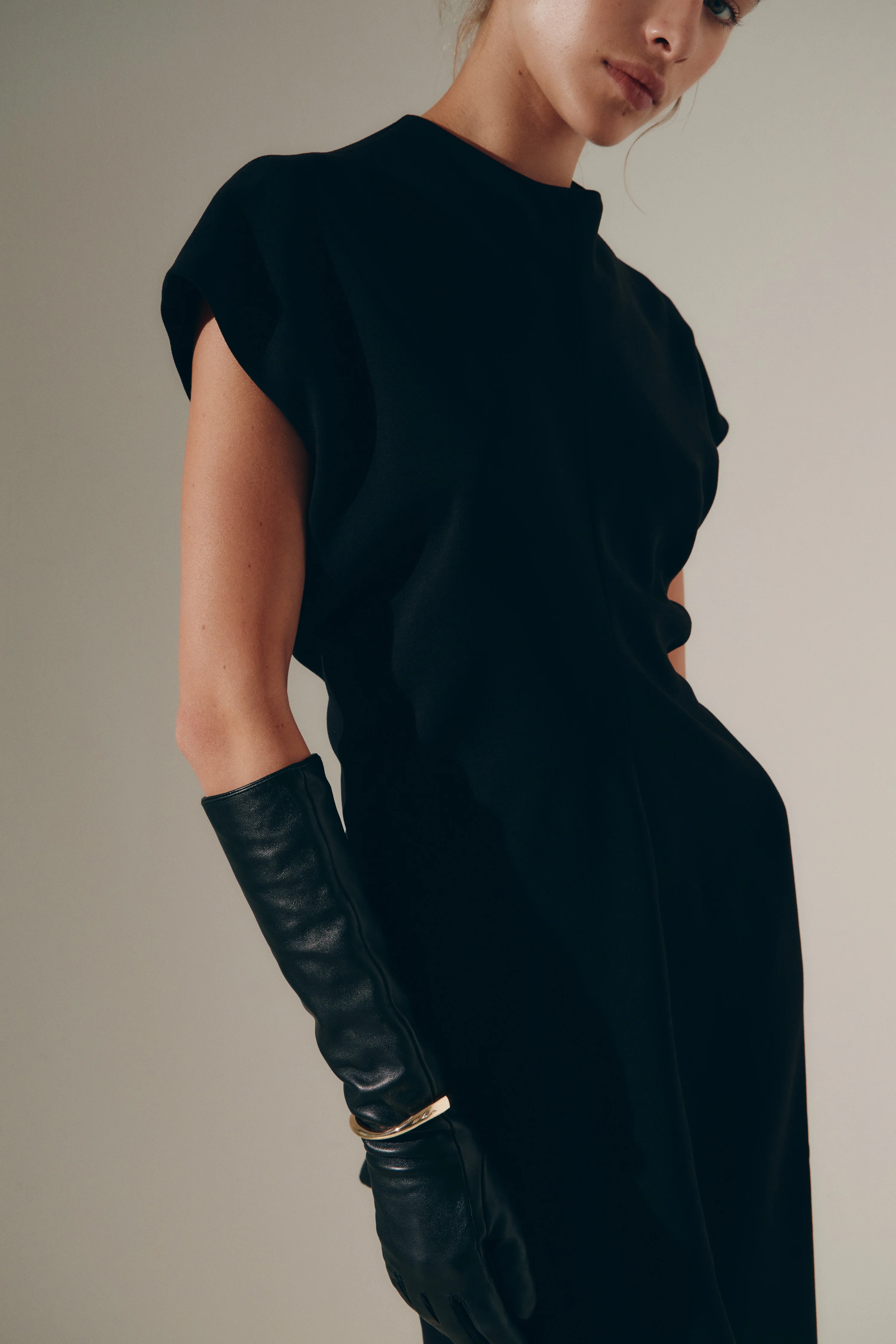 DRAPED MIDI DRESS - Image 4