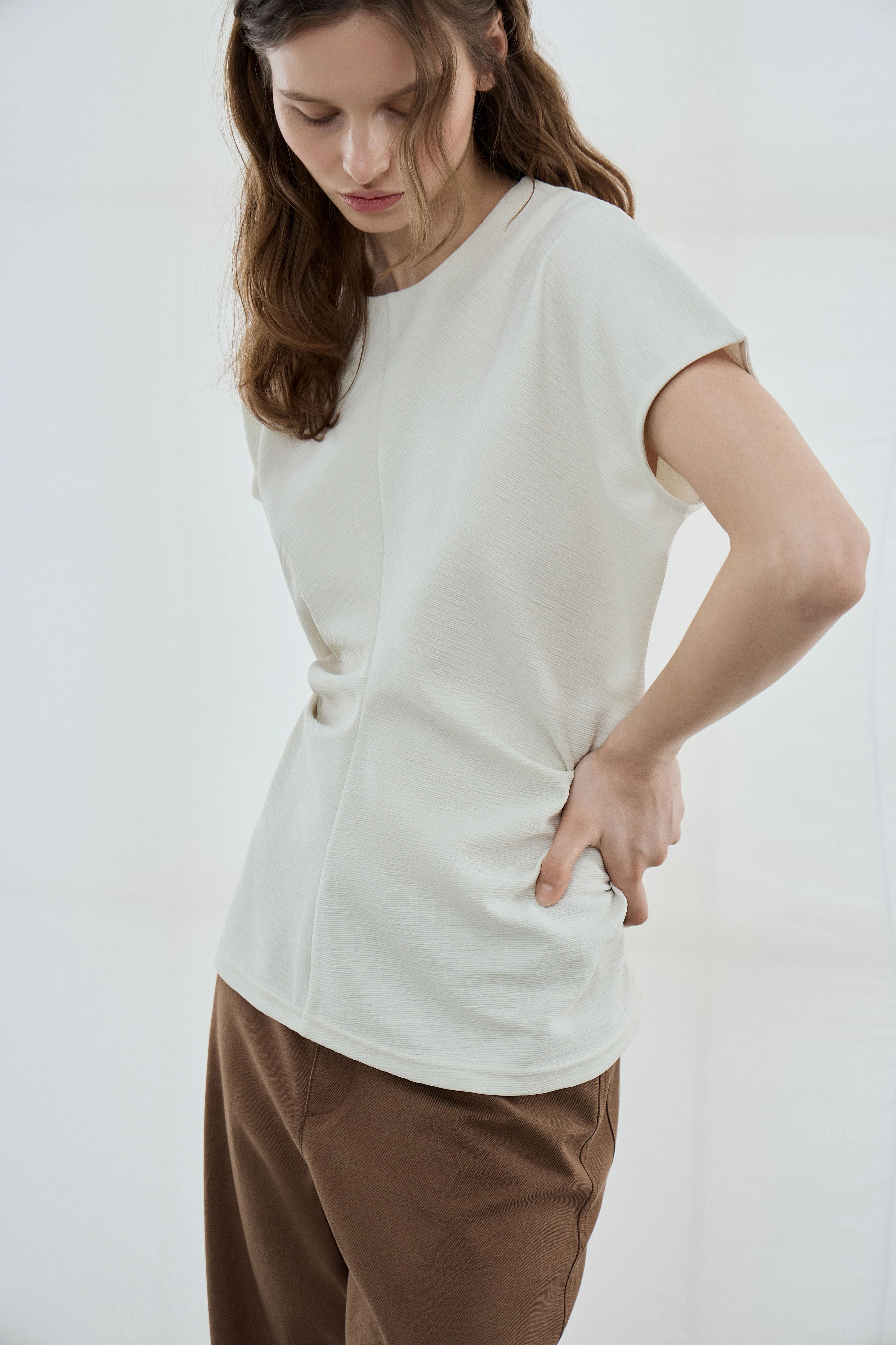 PLEATED T-SHIRT - Image 2
