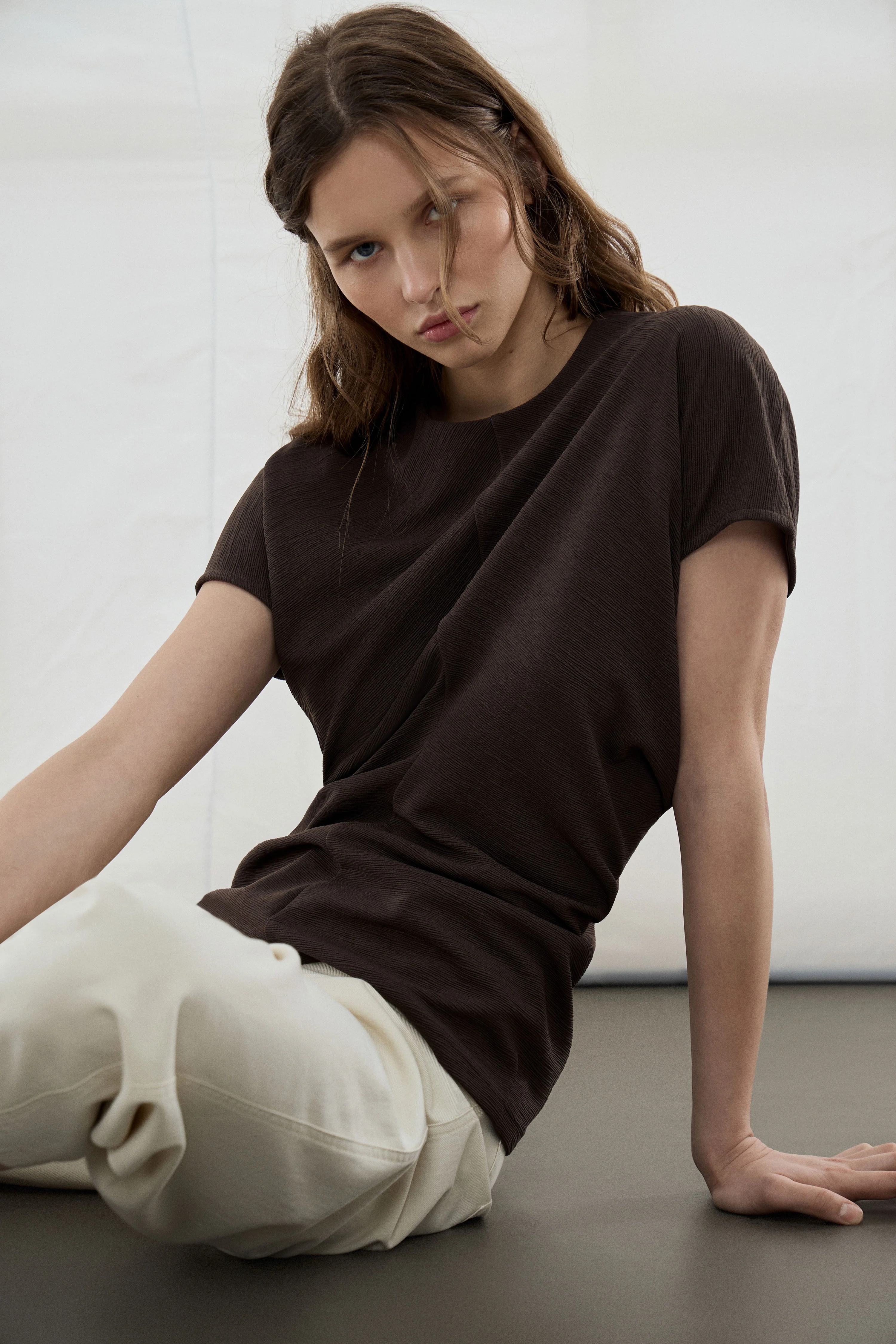 PLEATED T-SHIRT