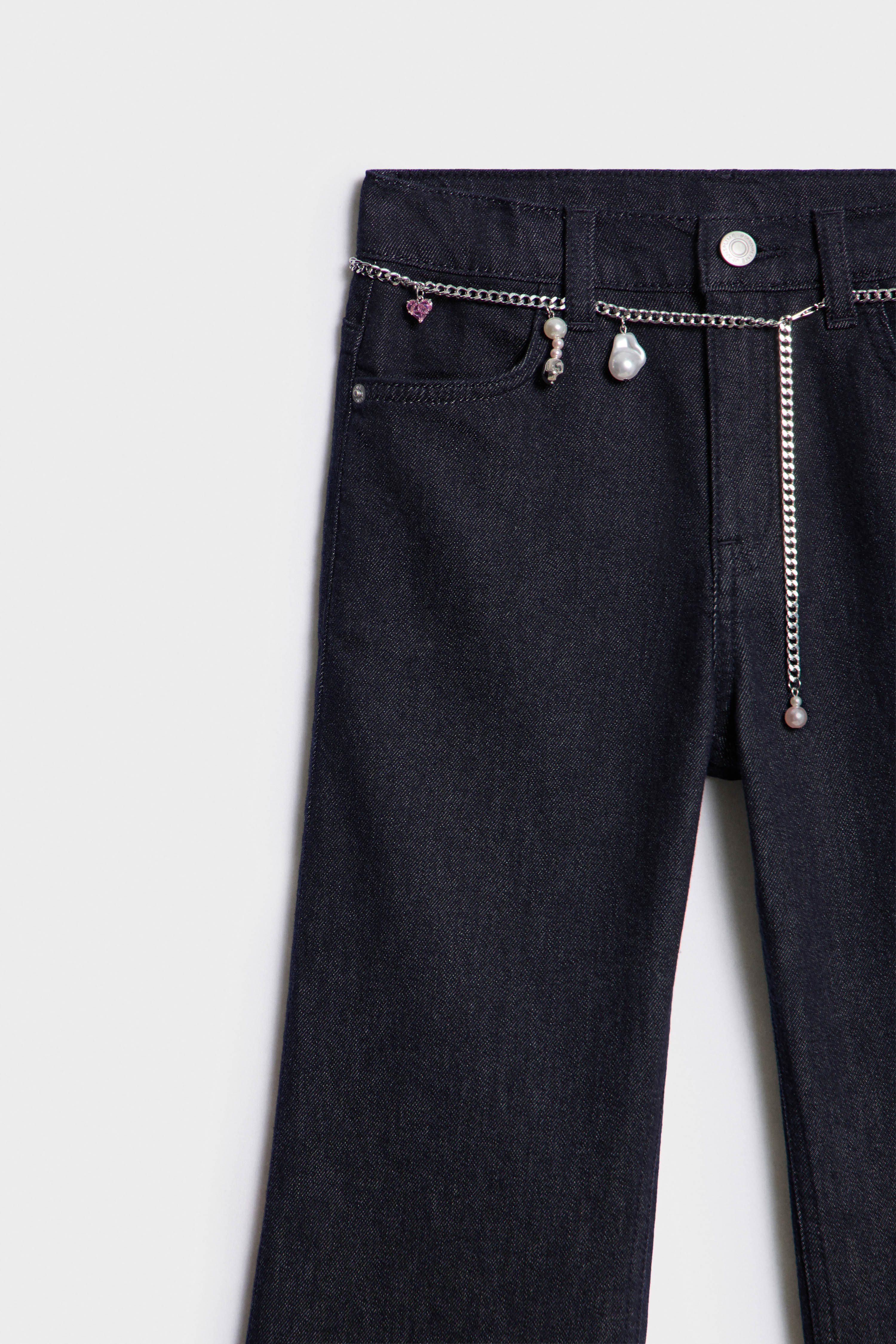 FLARED JEANS WITH CHAIN - Image 7