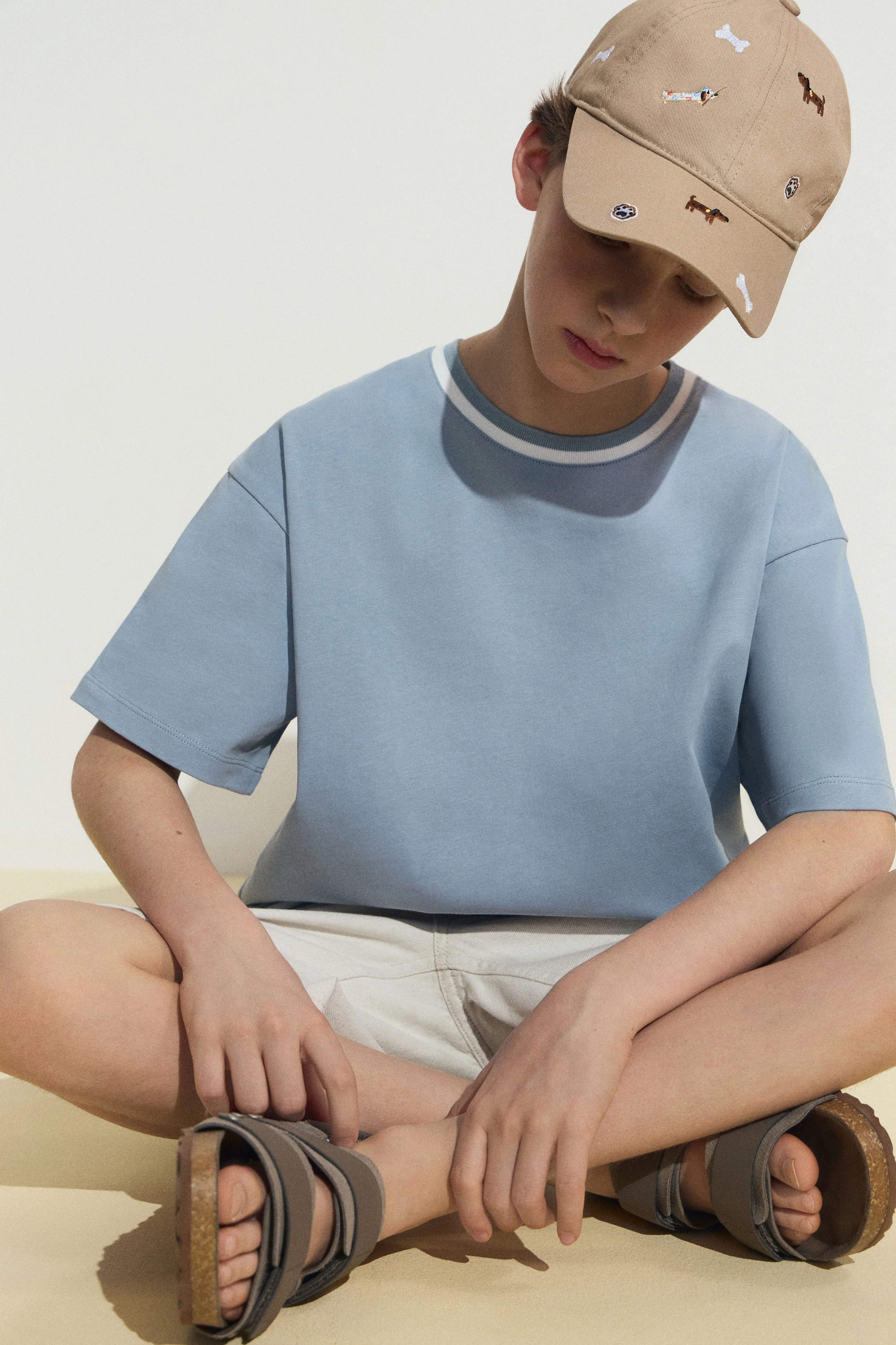 EMBROIDERED BASEBALL CAP - Image 2
