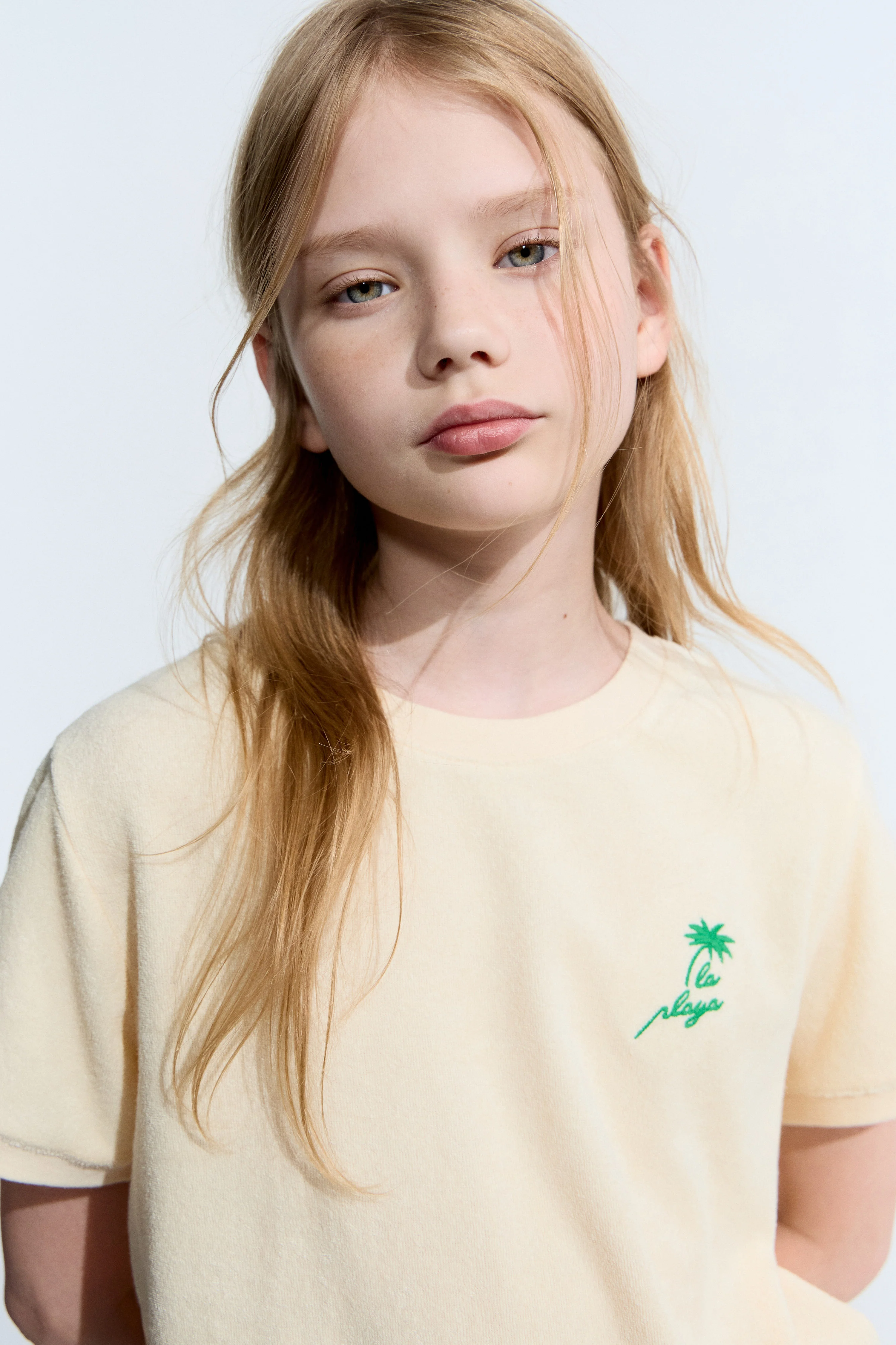 EMBROIDERY-DETAIL TERRY T-SHIRT