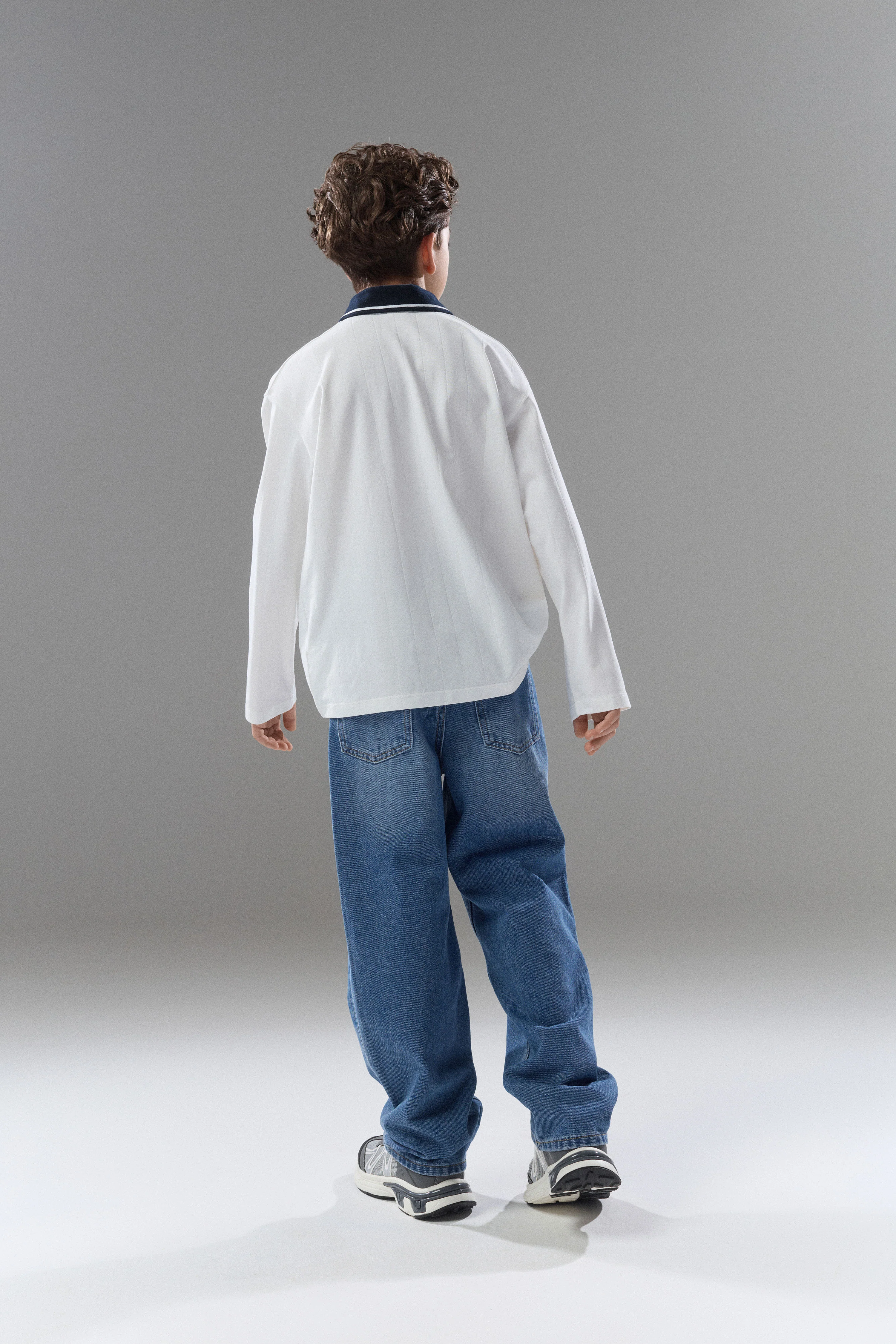EMBROIDERY-MOTIF POLO SHIRT - Image 3