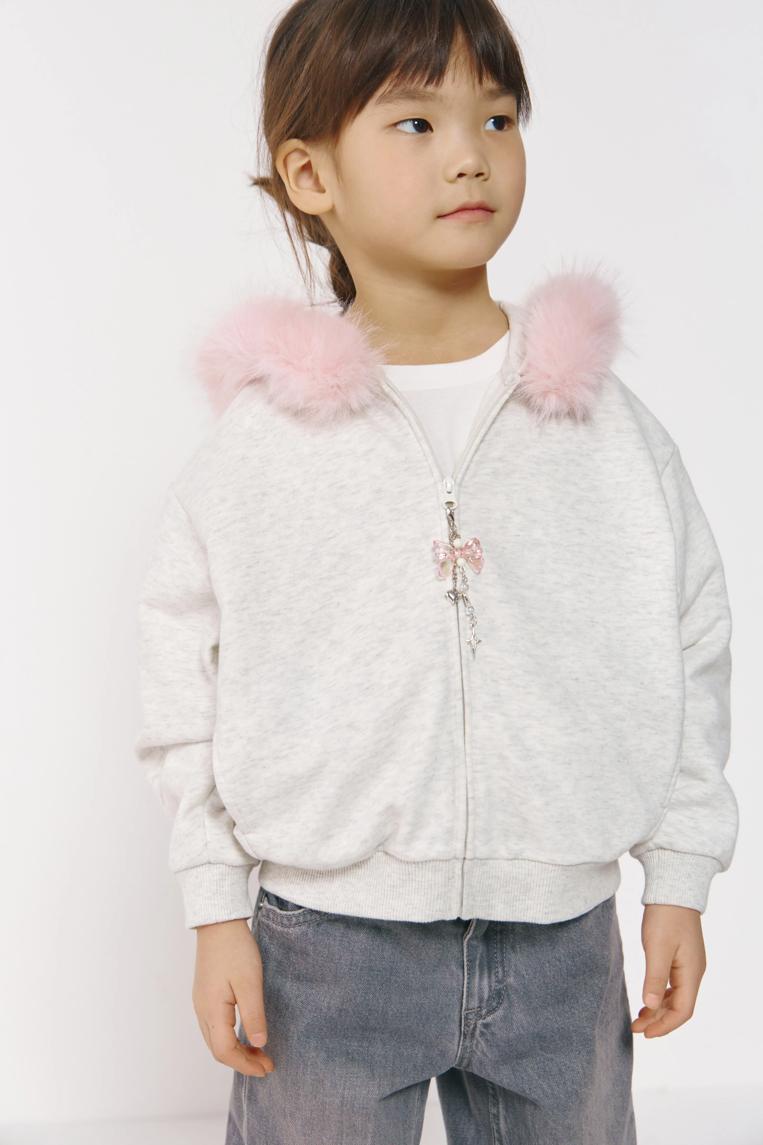 FAUX FUR TRIM SWEATSHIRT - Image 3