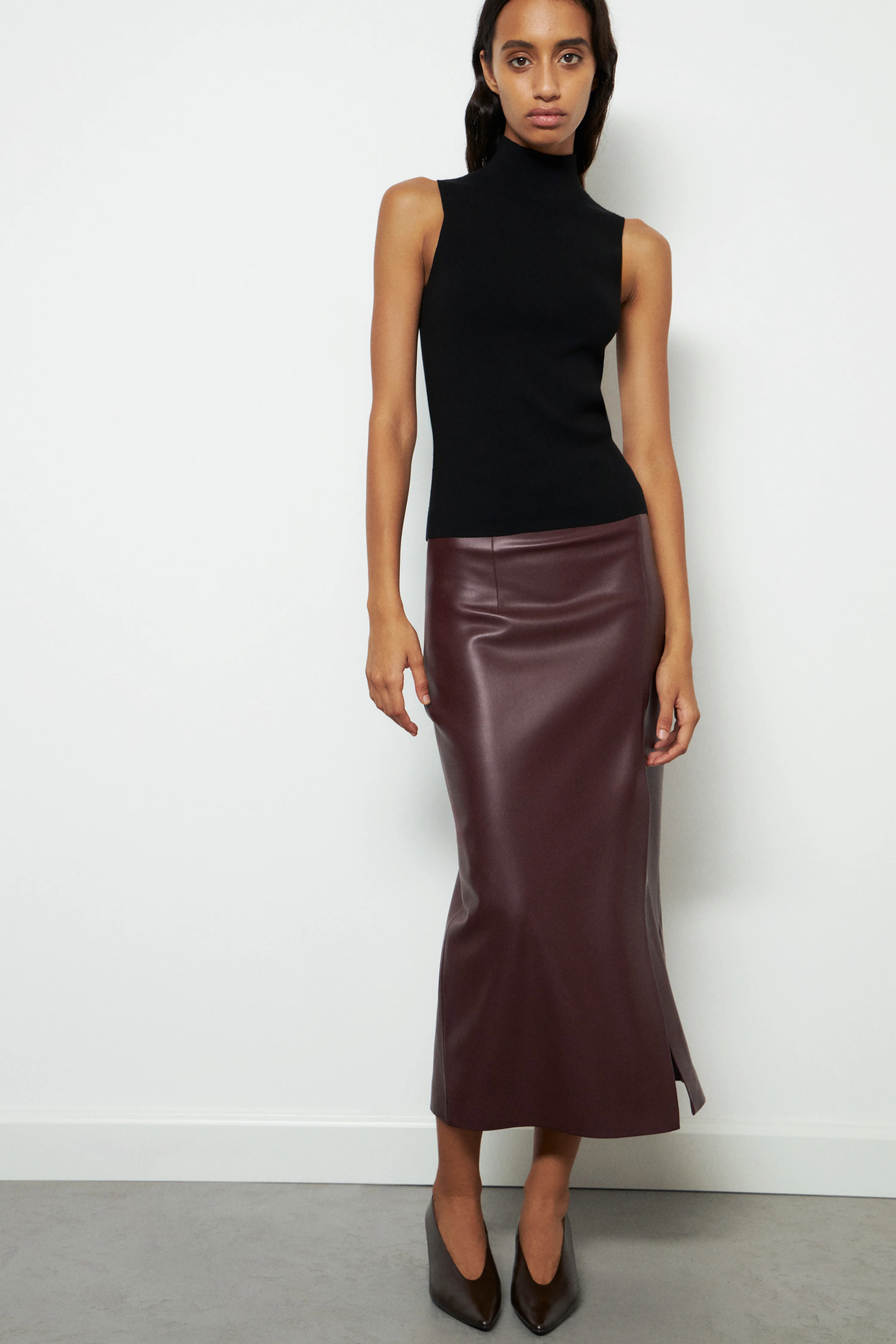 FAUX LEATHER PENCIL SKIRT - Image 3