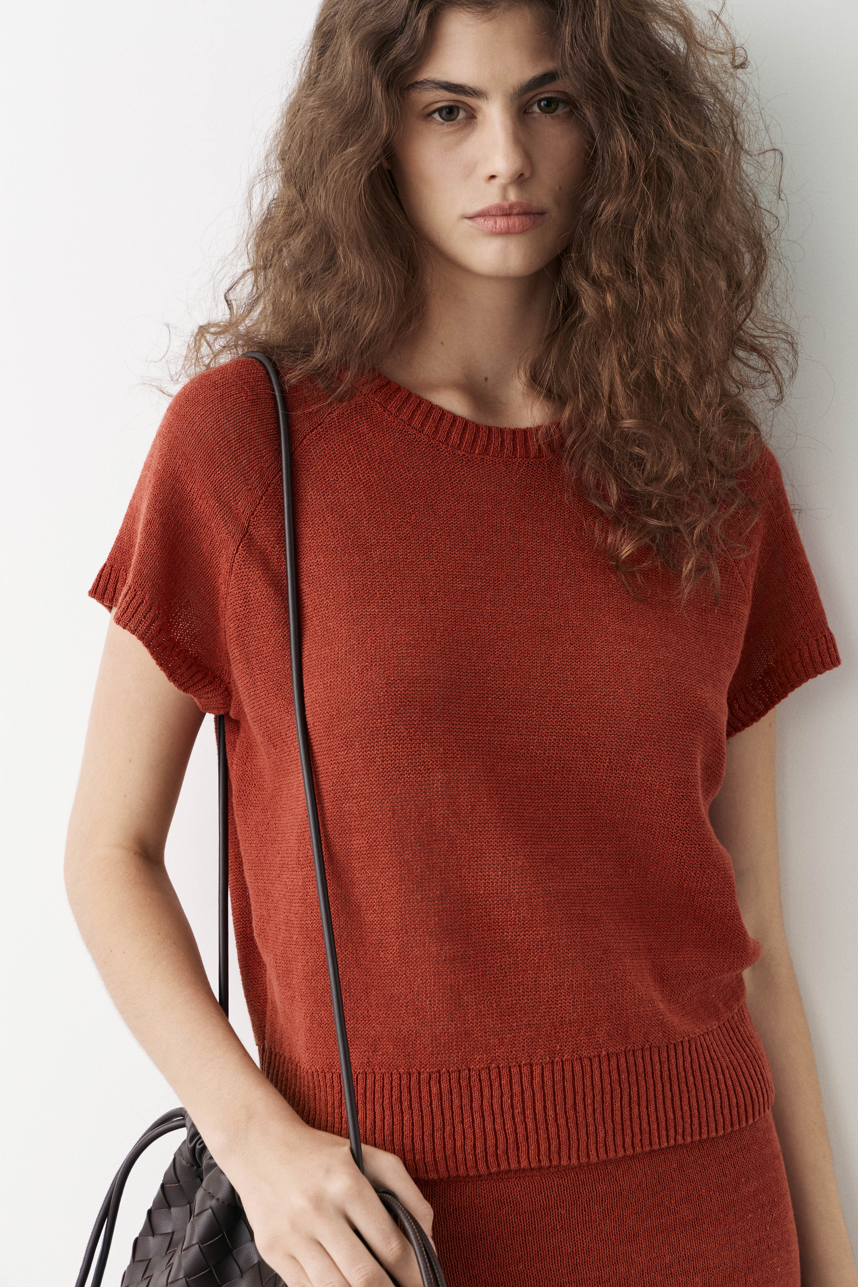 FINE-KNIT COTTON-LINEN SWEATER - Image 3
