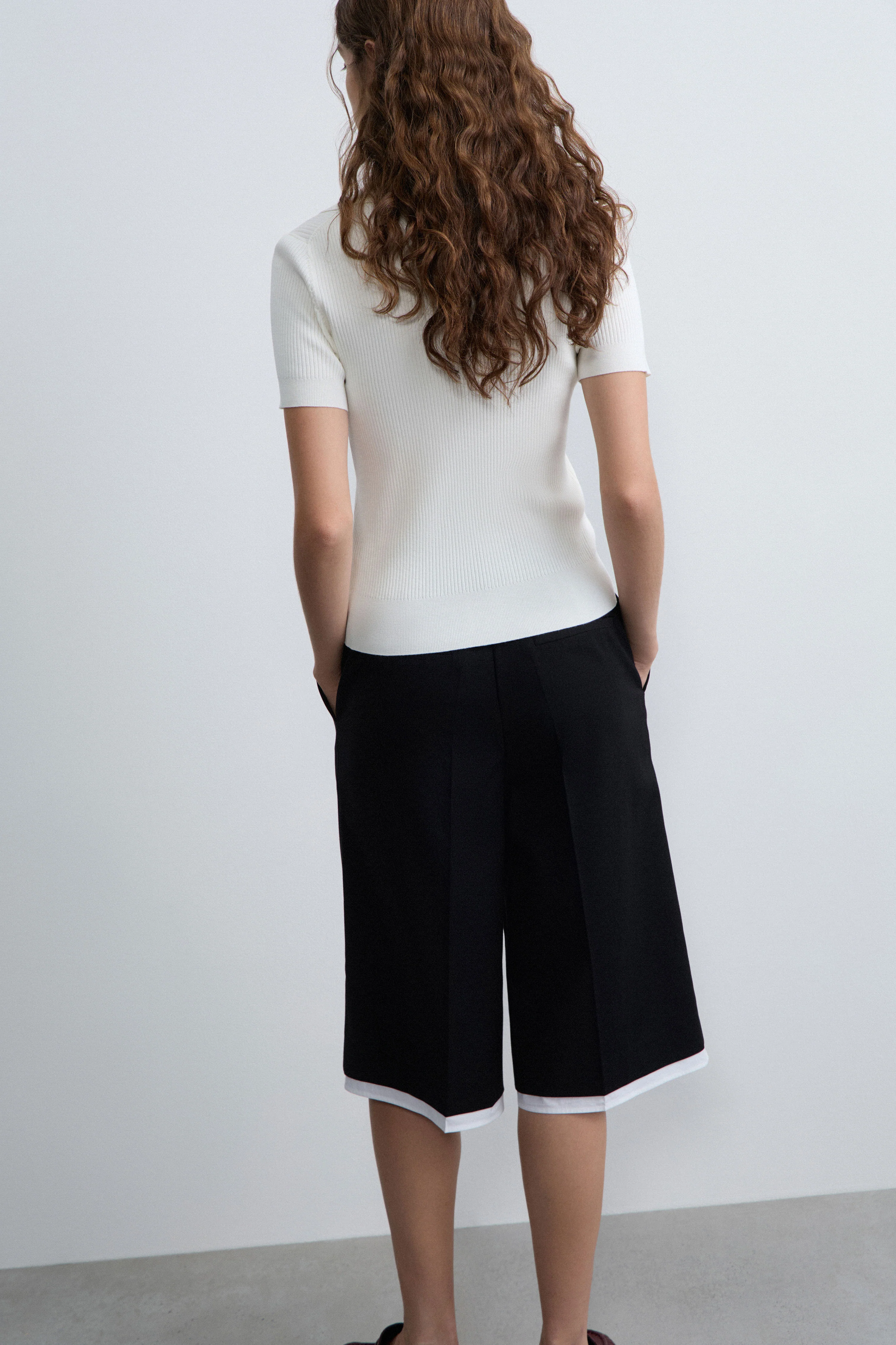 FINE-KNIT POLO SWEATER - Image 3