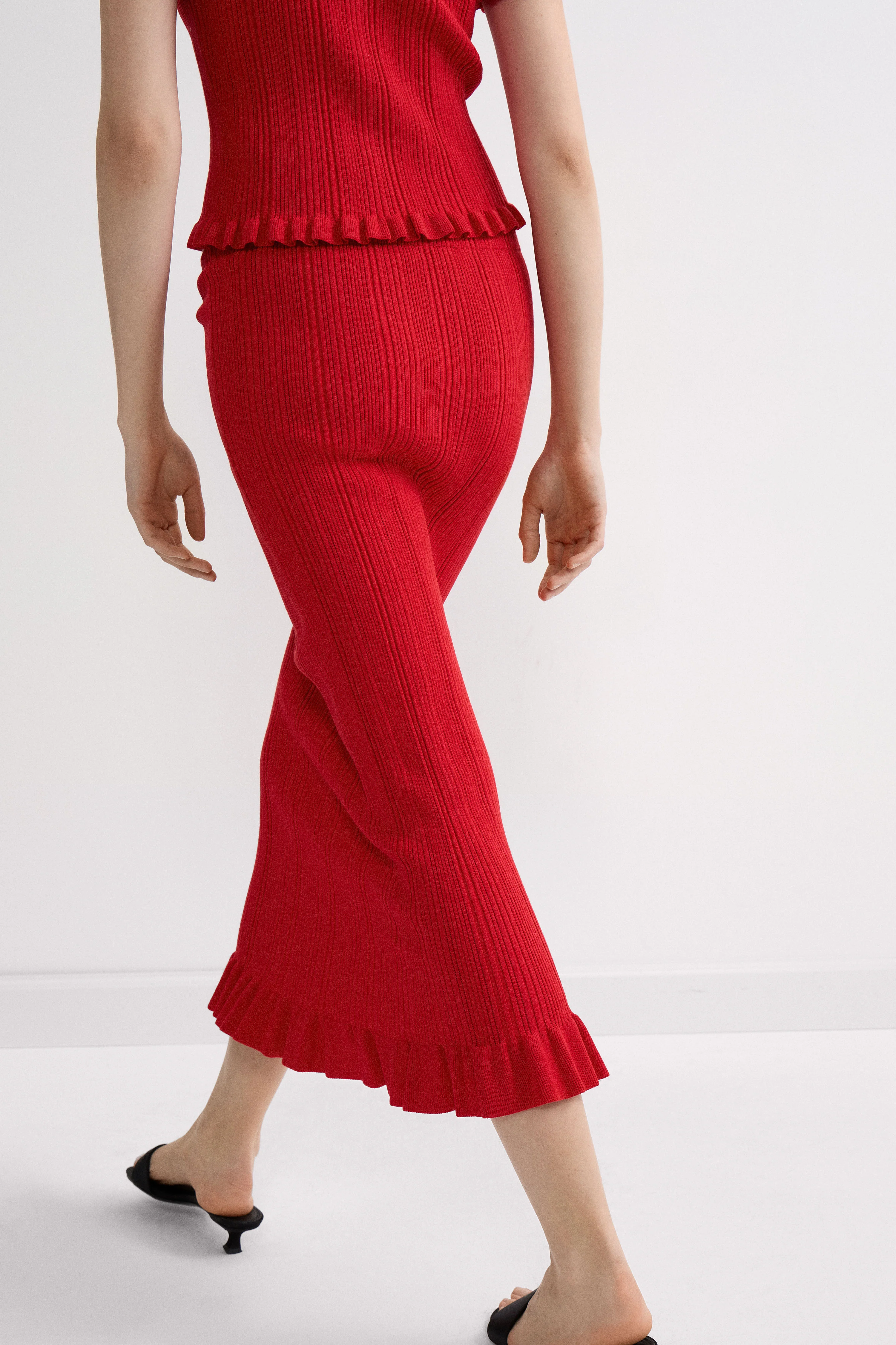 FINE-KNIT VISCOSE-LYOCELL SKIRT - Image 4