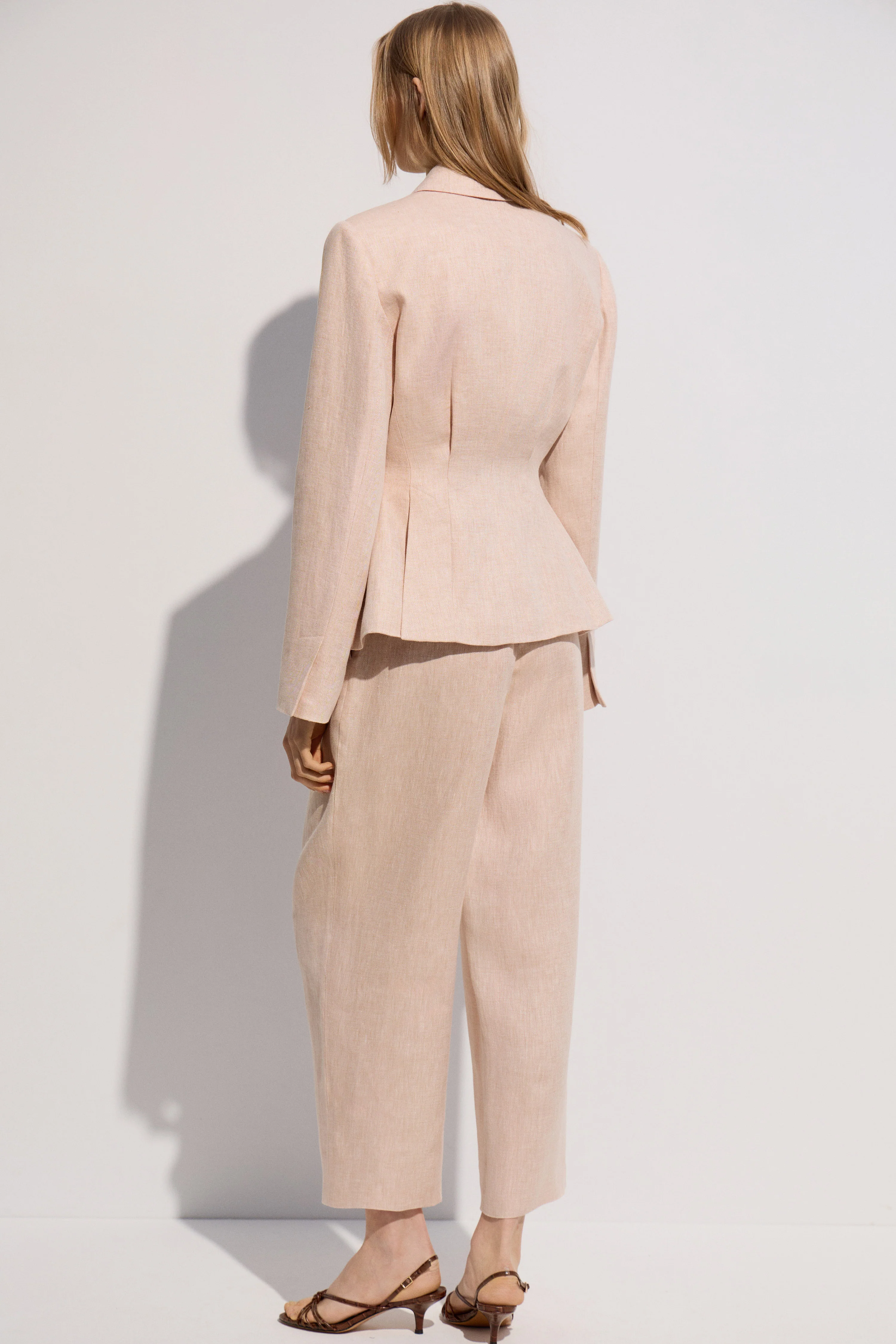 FITTED LINEN BLAZER - Image 4