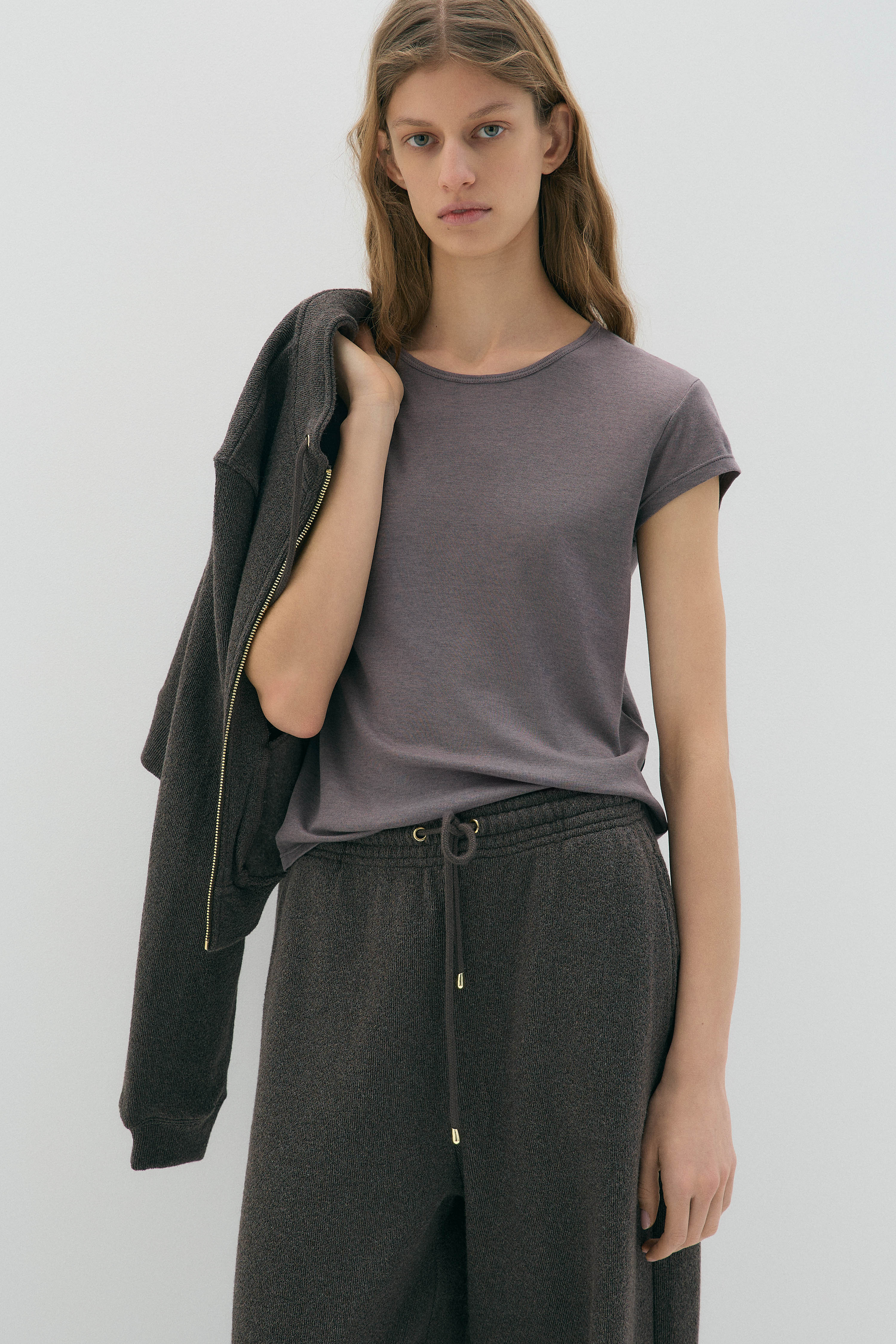 FITTED LYOCELL-WOOL T-SHIRT - Image 2