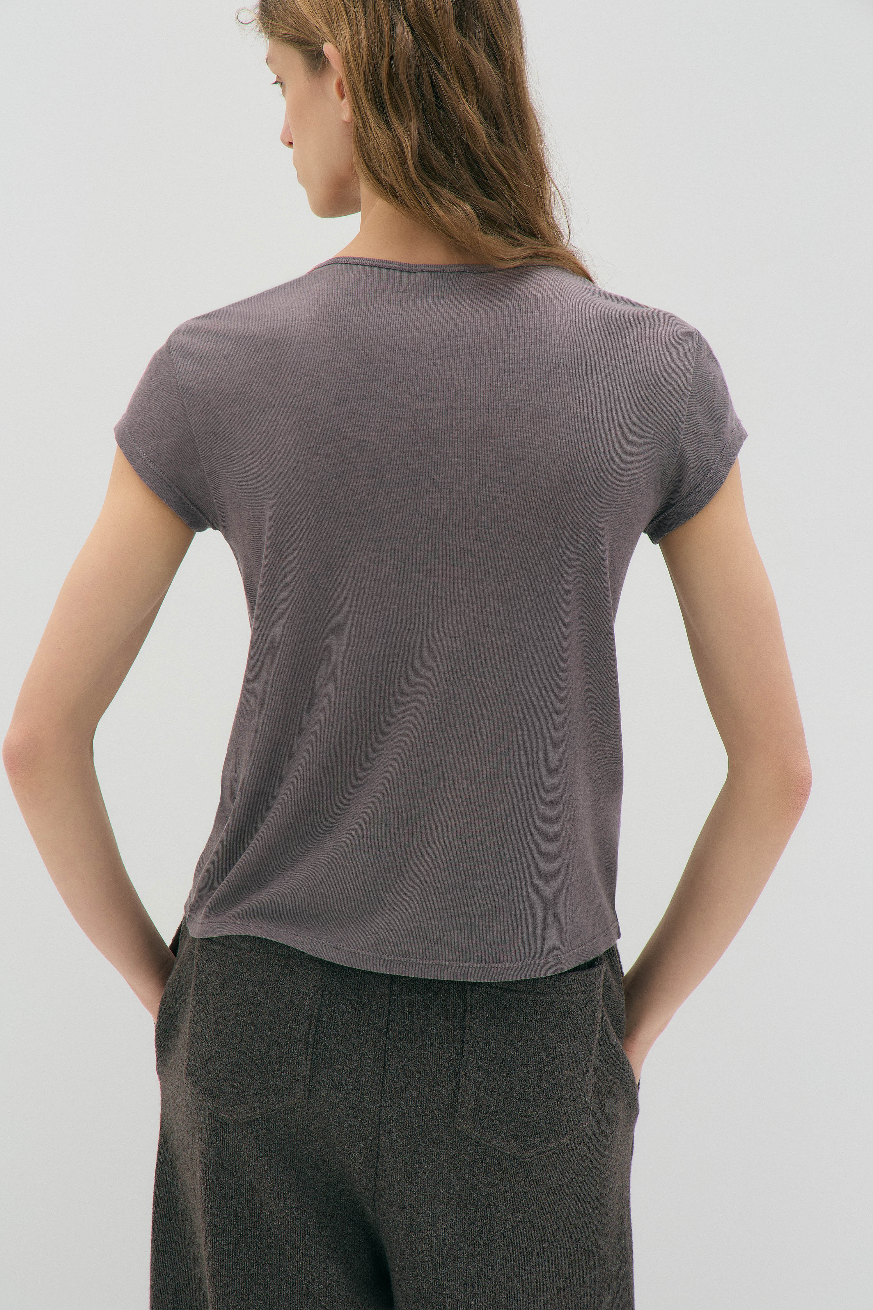 FITTED LYOCELL-WOOL T-SHIRT - Image 4