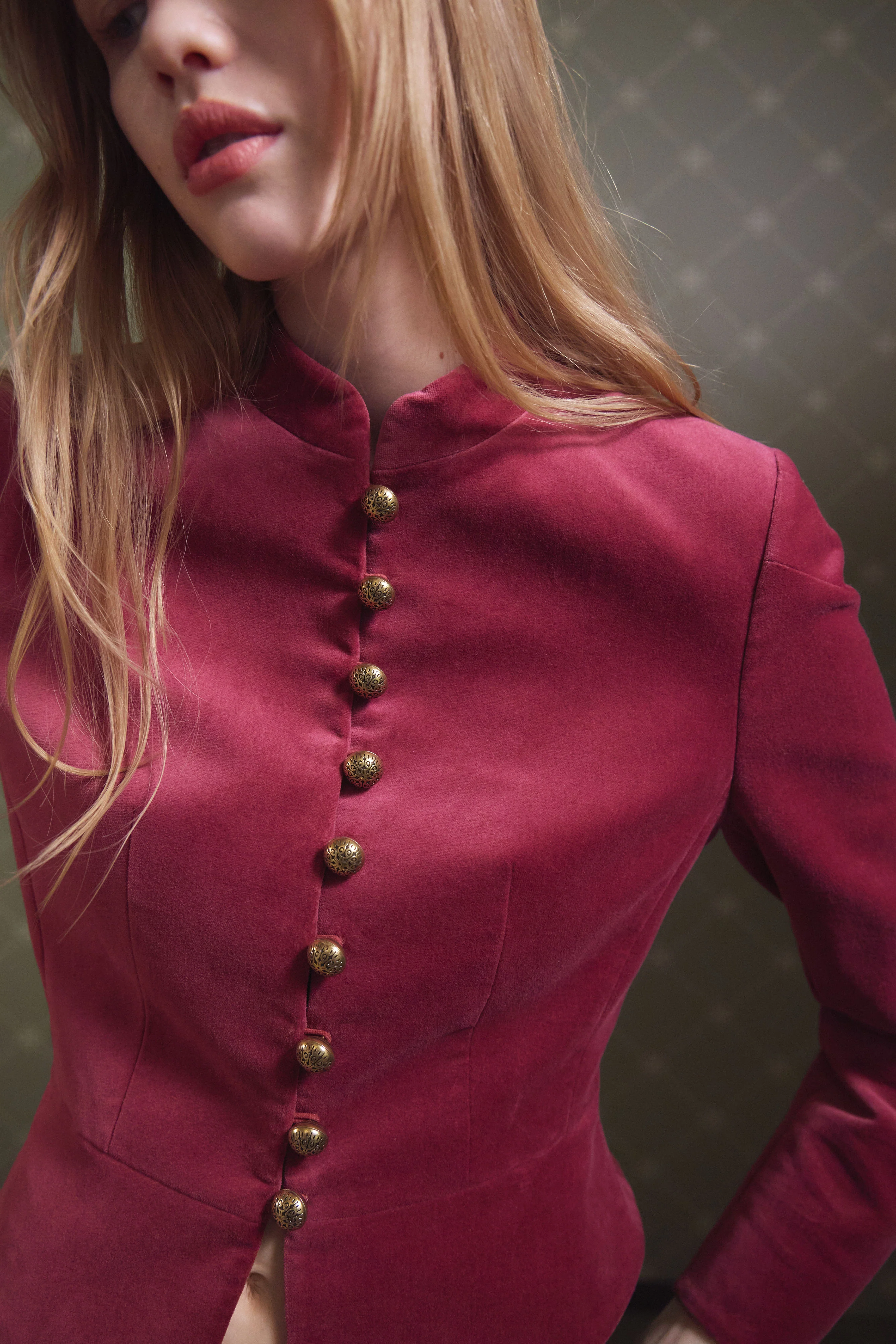 FITTED VELVET BLAZER - Image 3