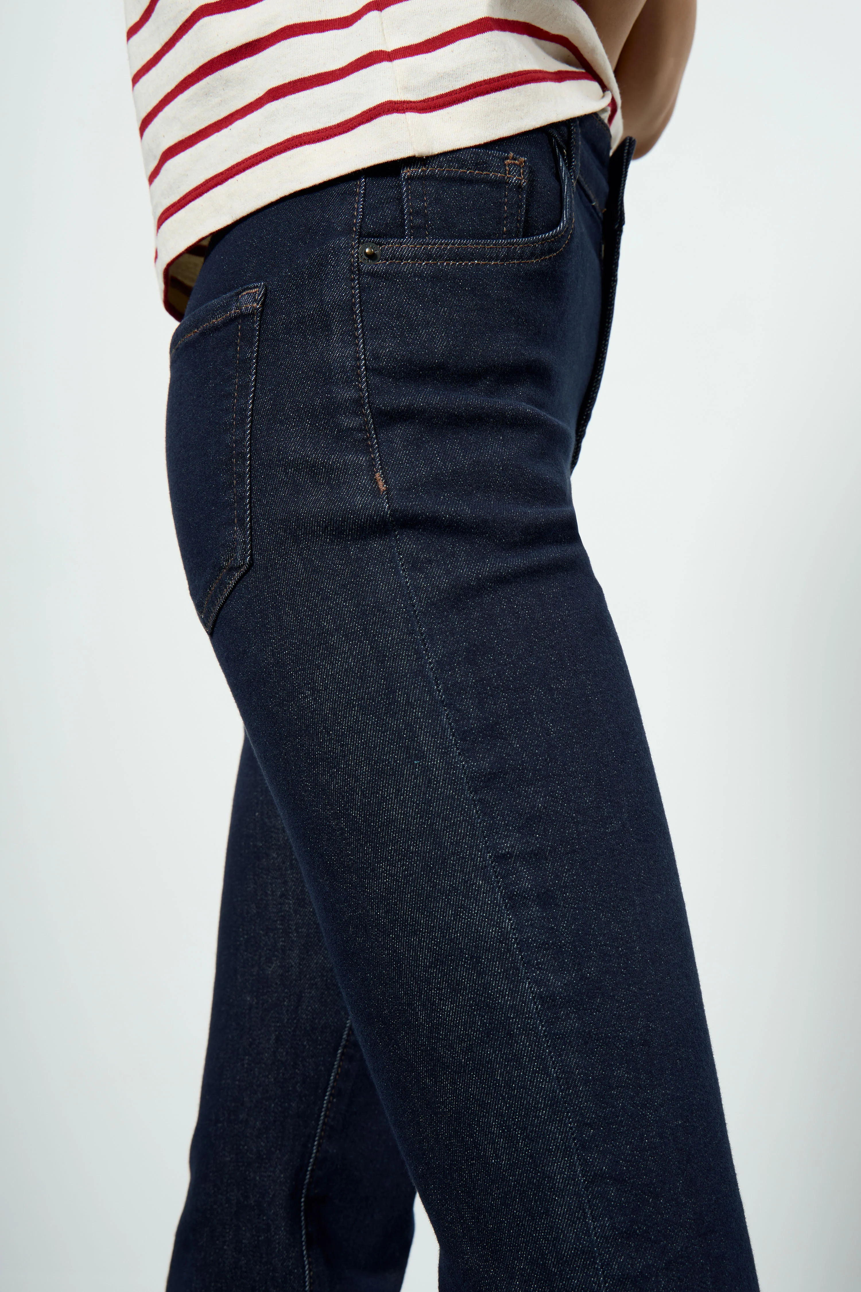 FLARE HIGH-WAIST JEANS - Image 4
