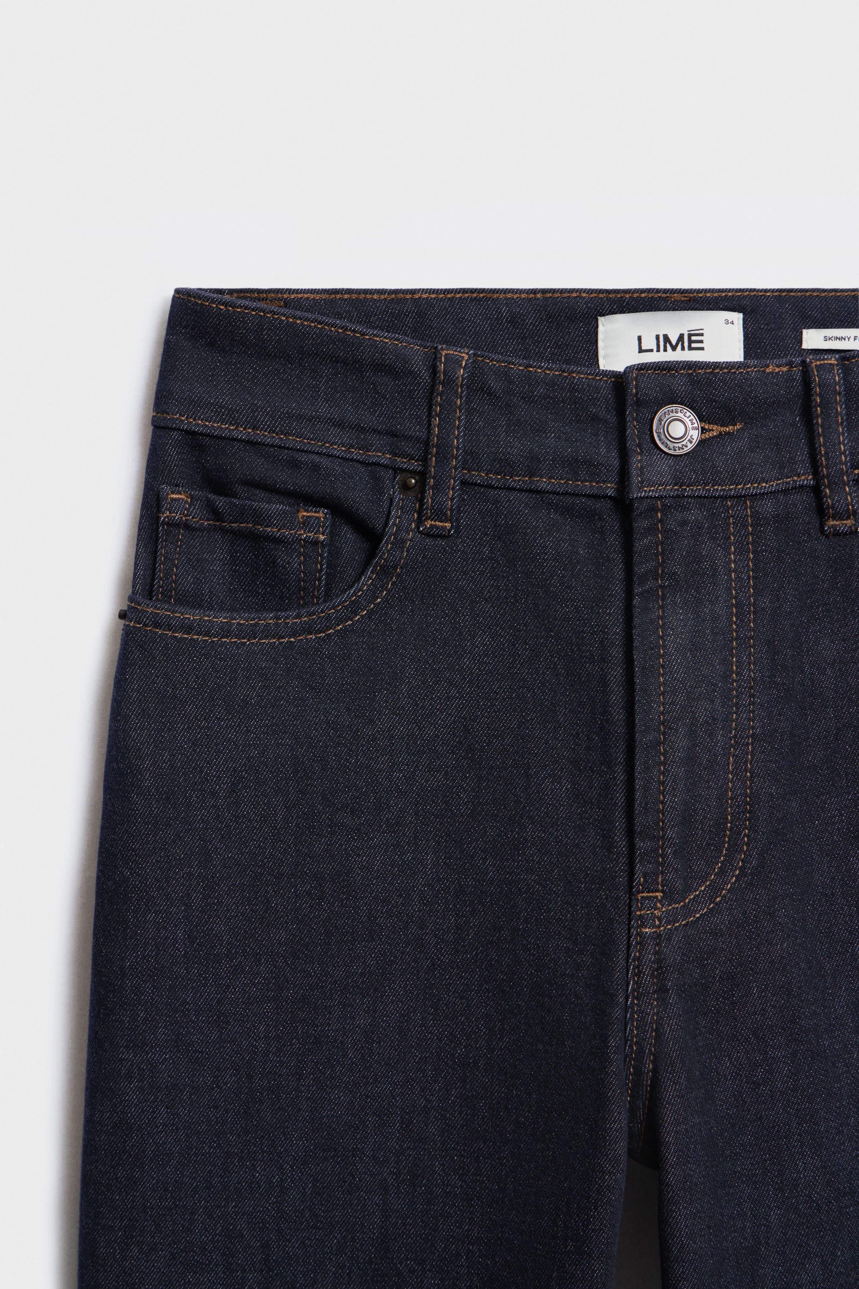 FLARE HIGH-WAIST JEANS - Image 9