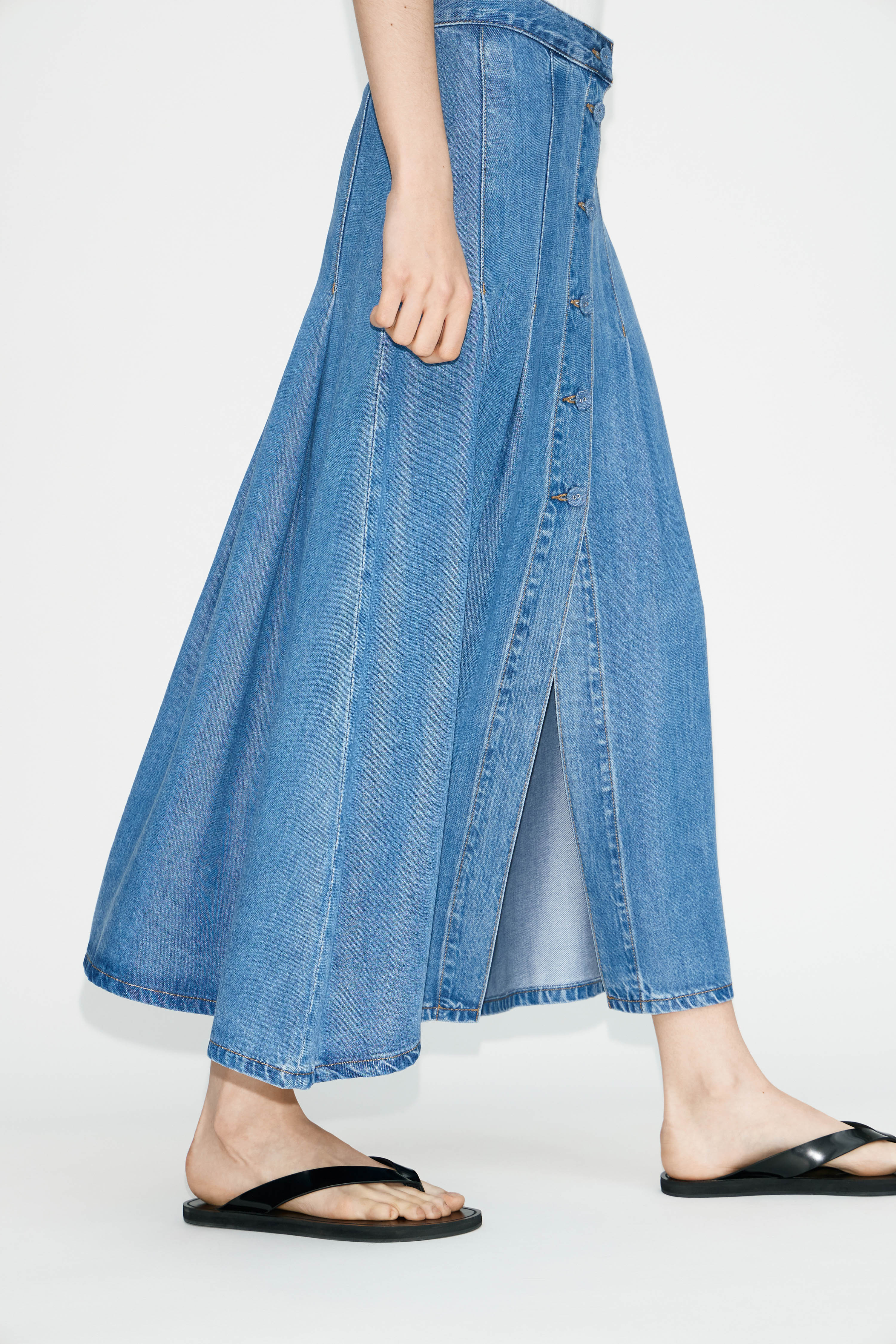 FLARED LYOCELL DENIM SKIRT - Image 3