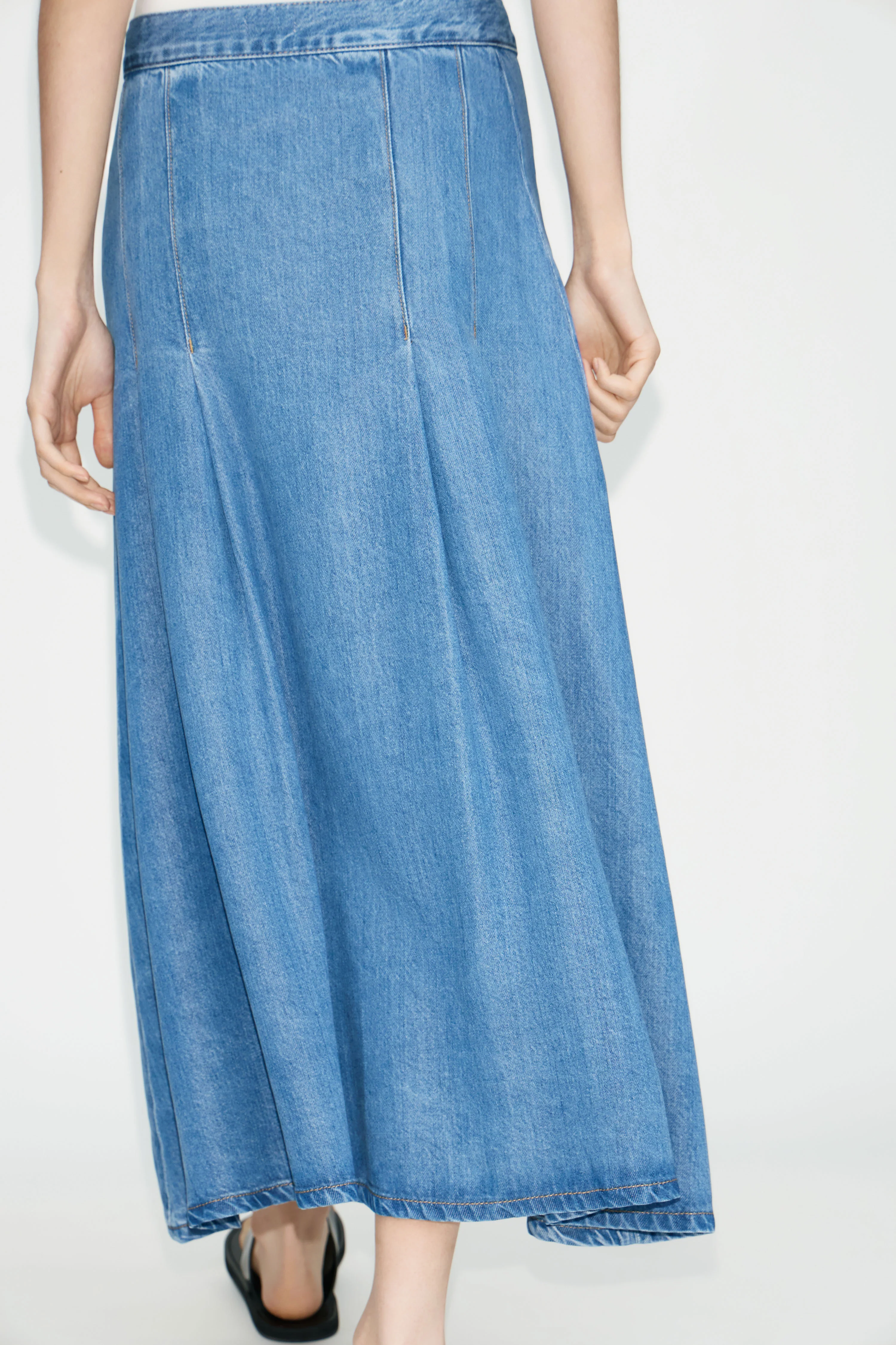 FLARED LYOCELL DENIM SKIRT - Image 5