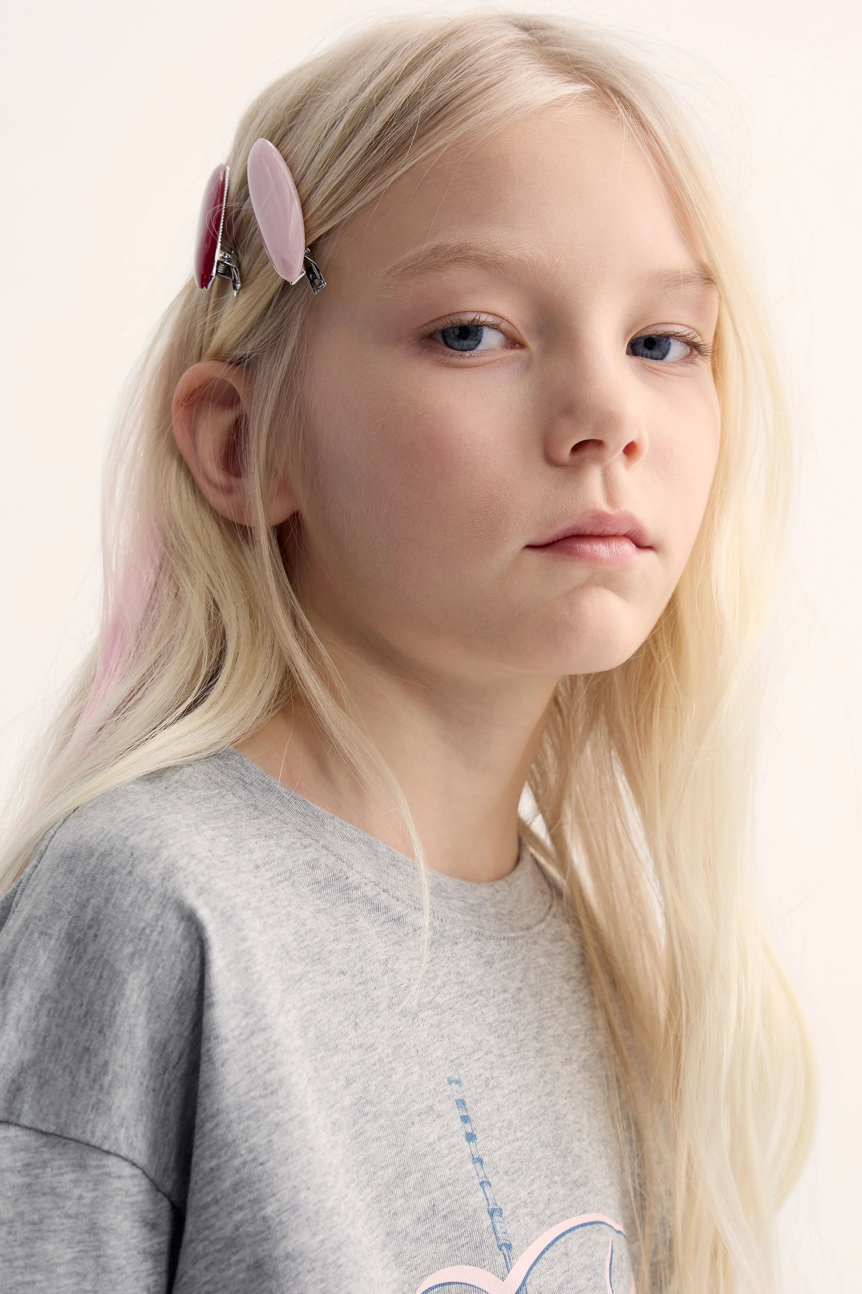 HAIR CLIPS