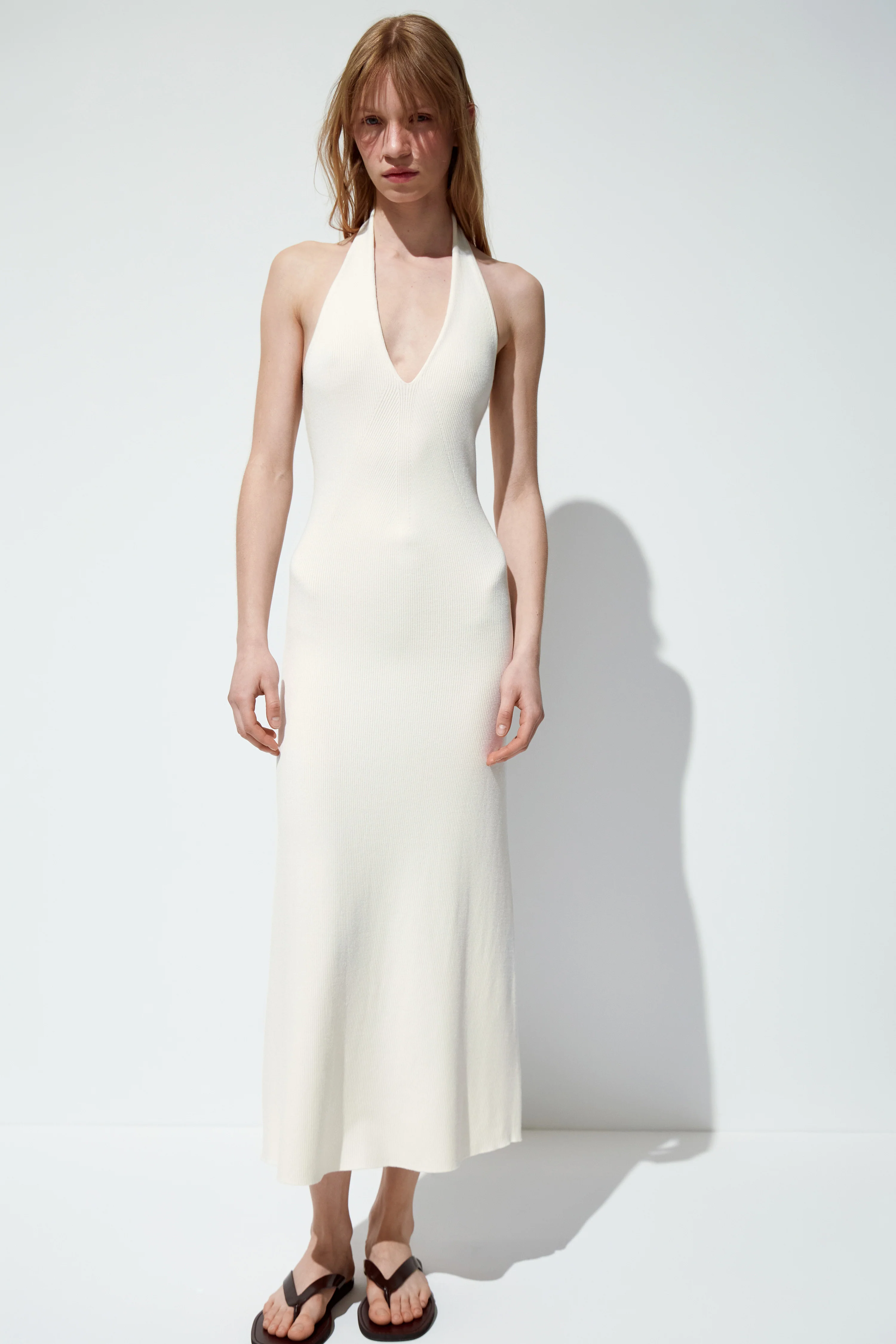 HALTERNECK VISCOSE DRESS - Image 3