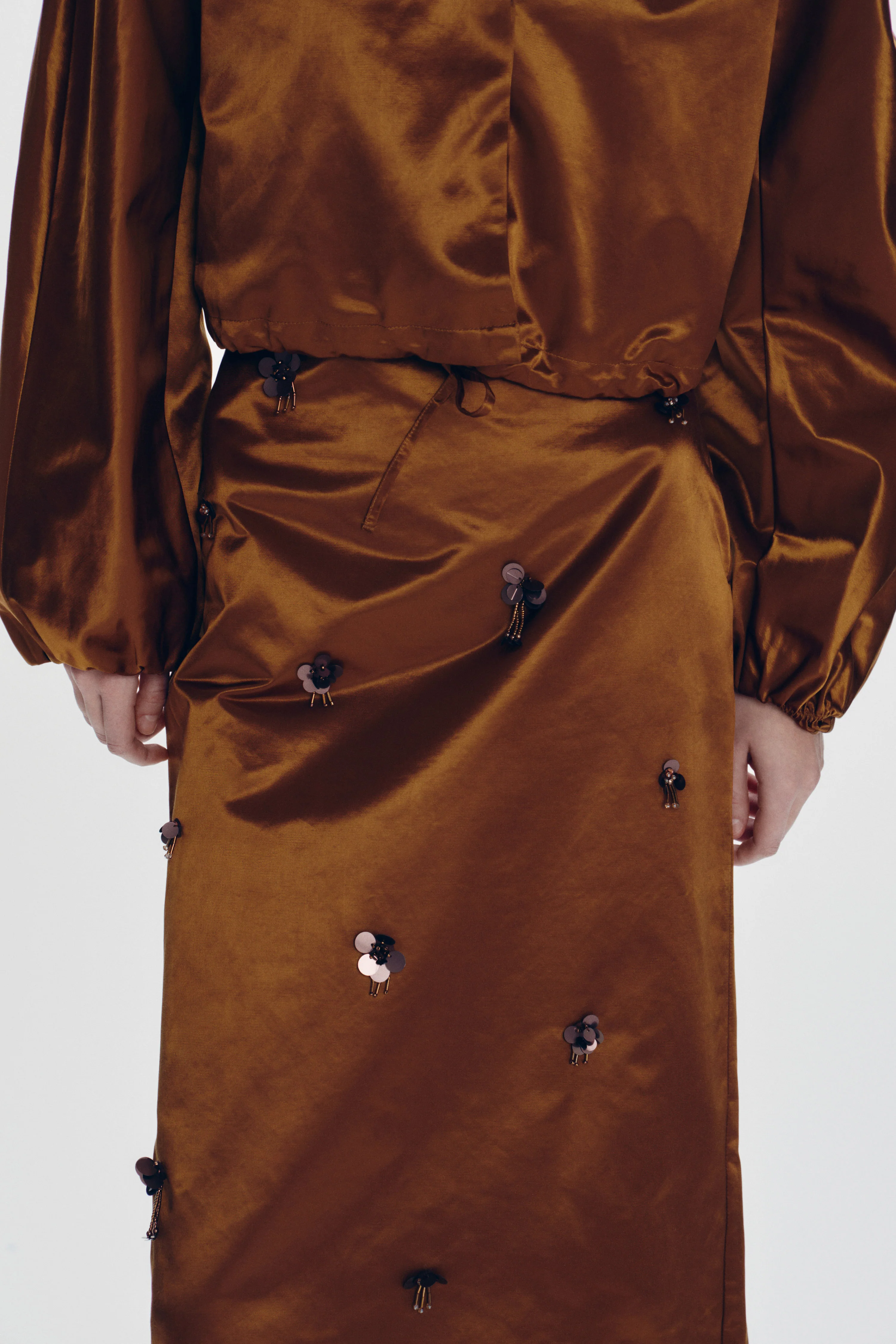HANDMADE EMBROIDERY-DETAIL SKIRT - Image 4