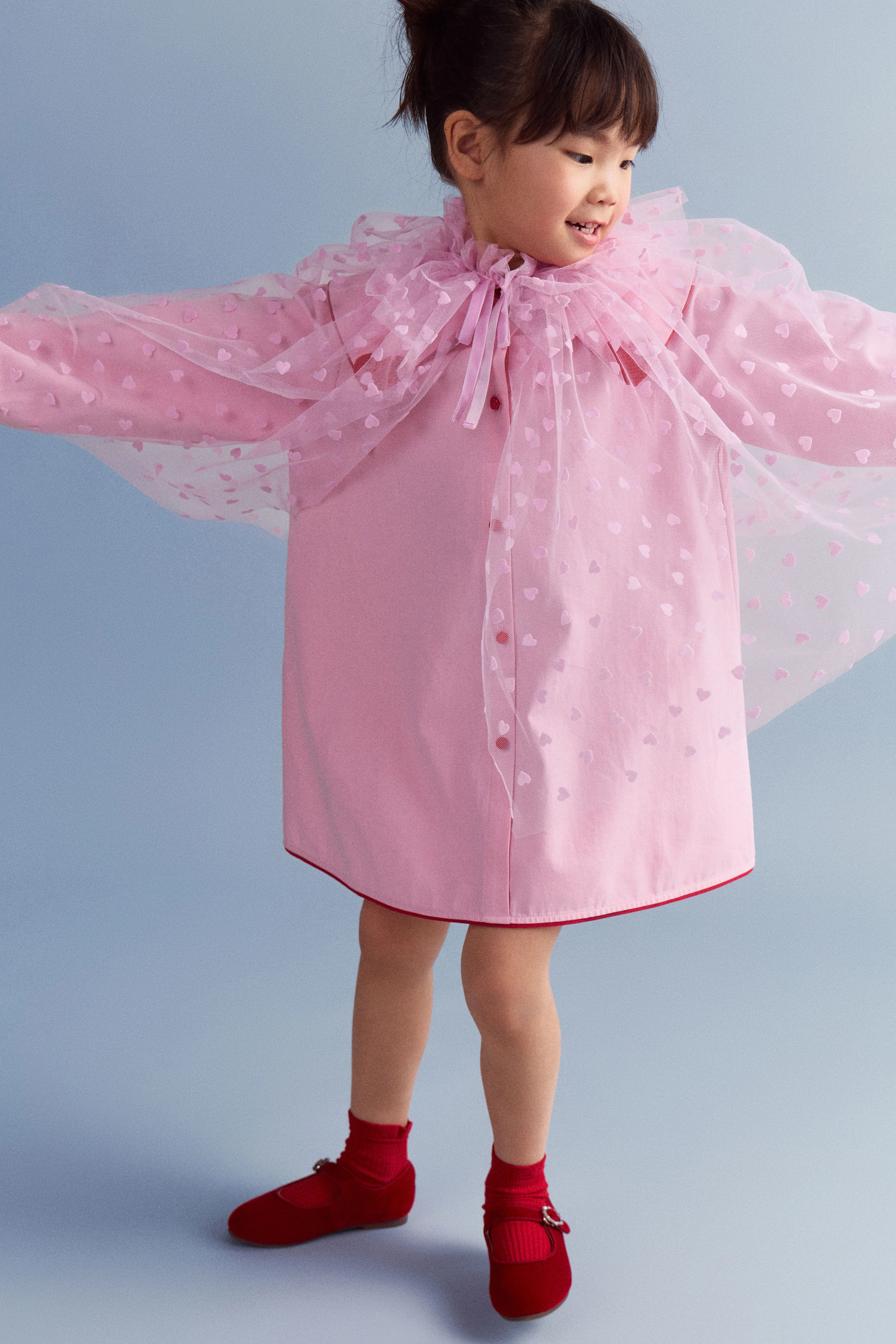 HEART-MOTIF CAPE - Image 3