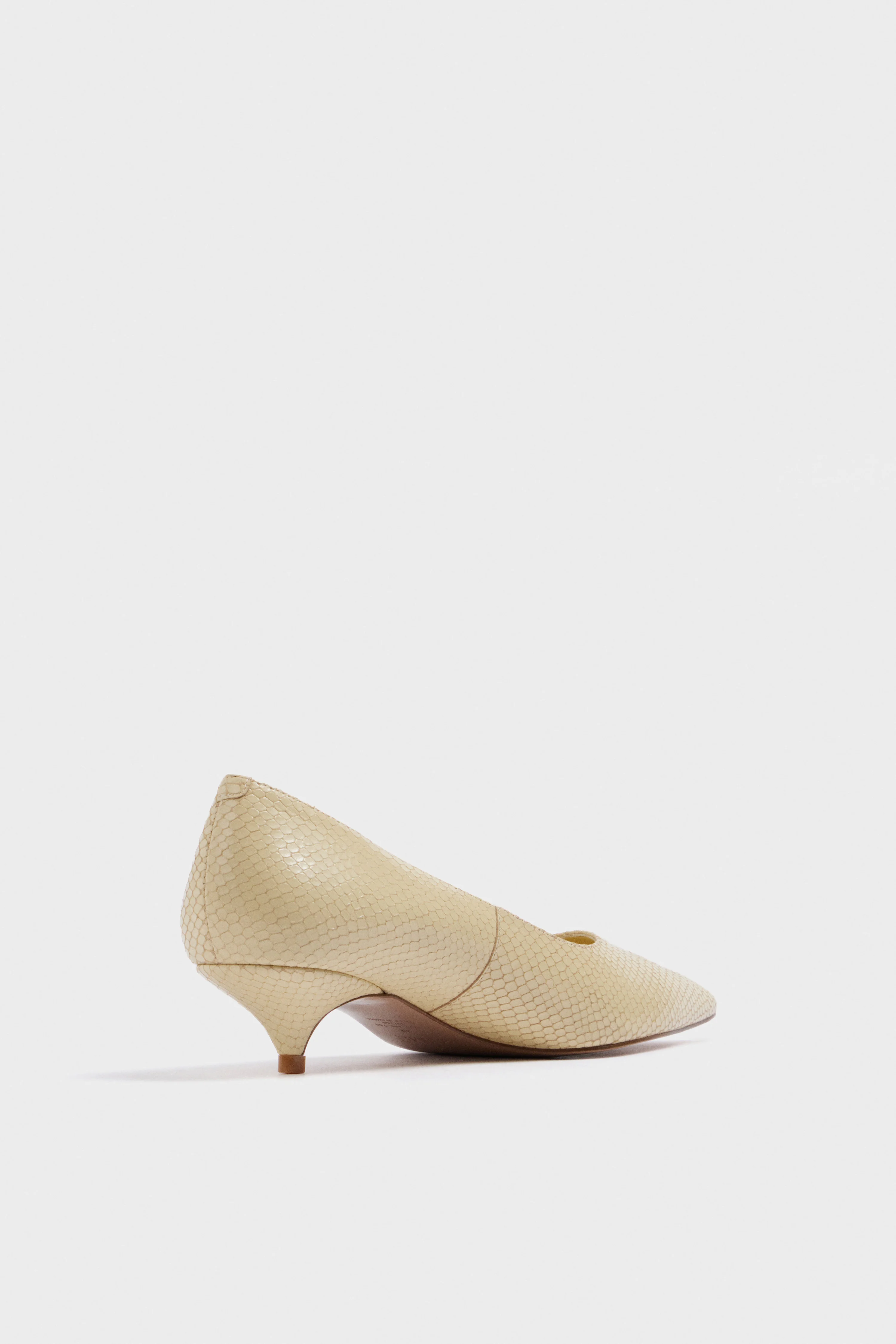 SNAKESKIN-PATTERNED LEATHER PUMPS - Image 3