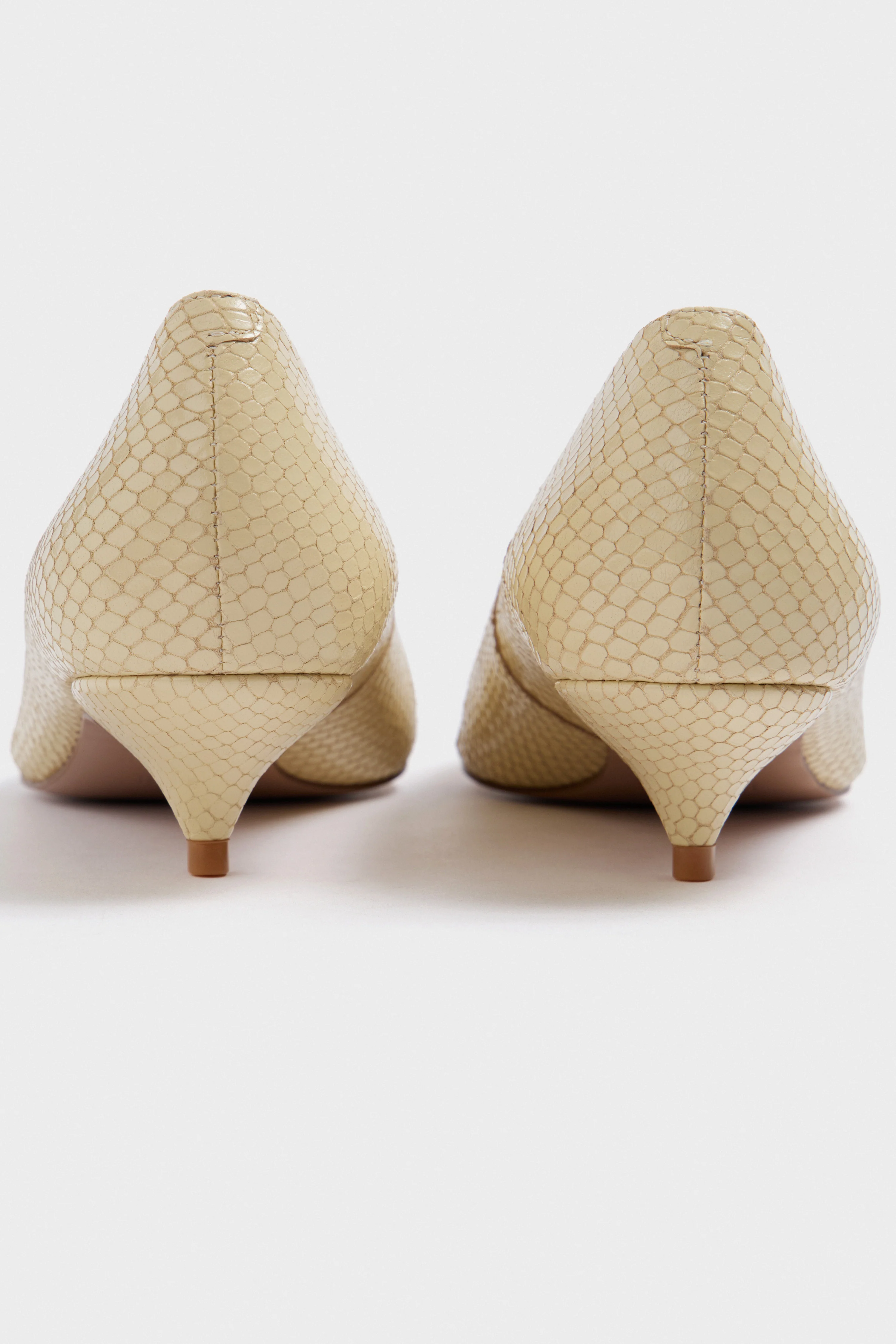 SNAKESKIN-PATTERNED LEATHER PUMPS - Image 5