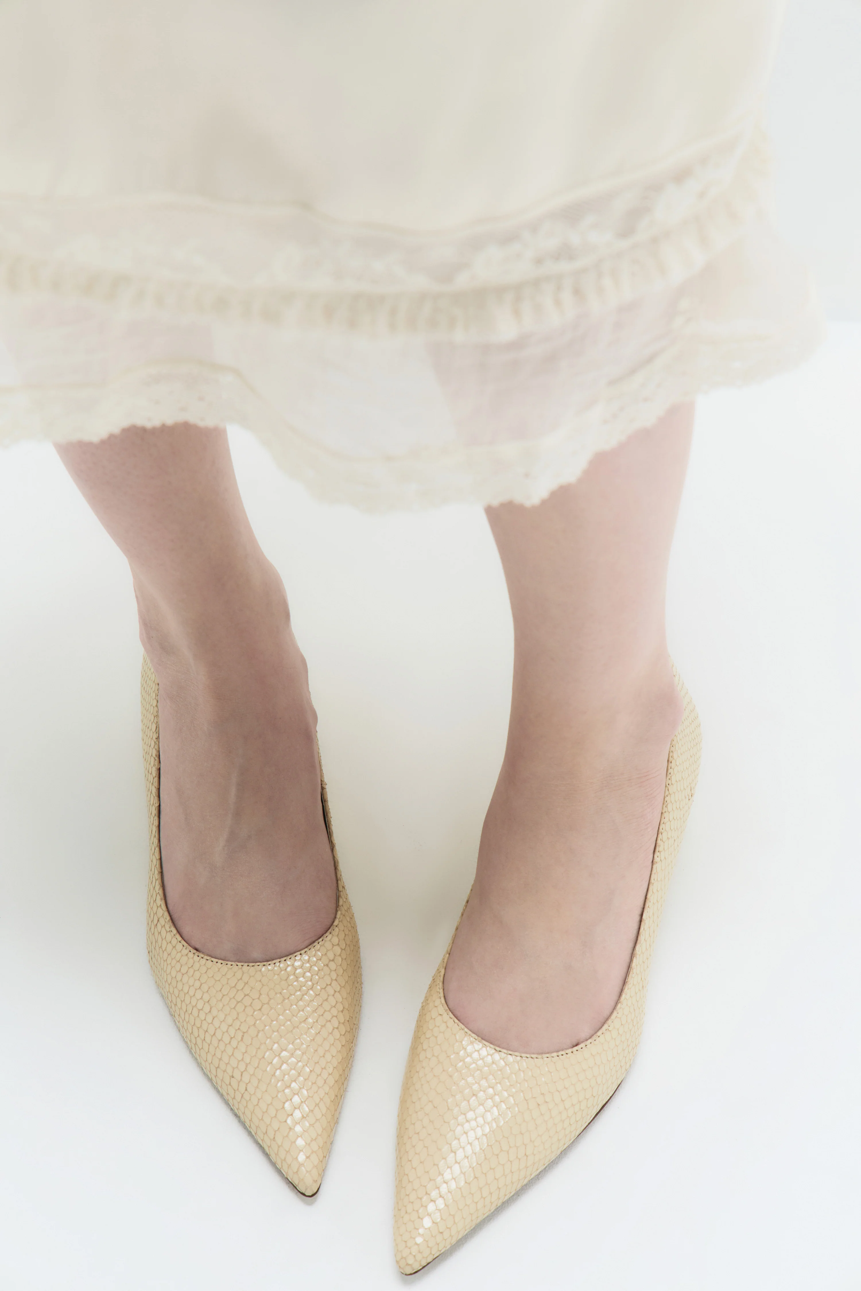 SNAKESKIN-PATTERNED LEATHER PUMPS - Image 6