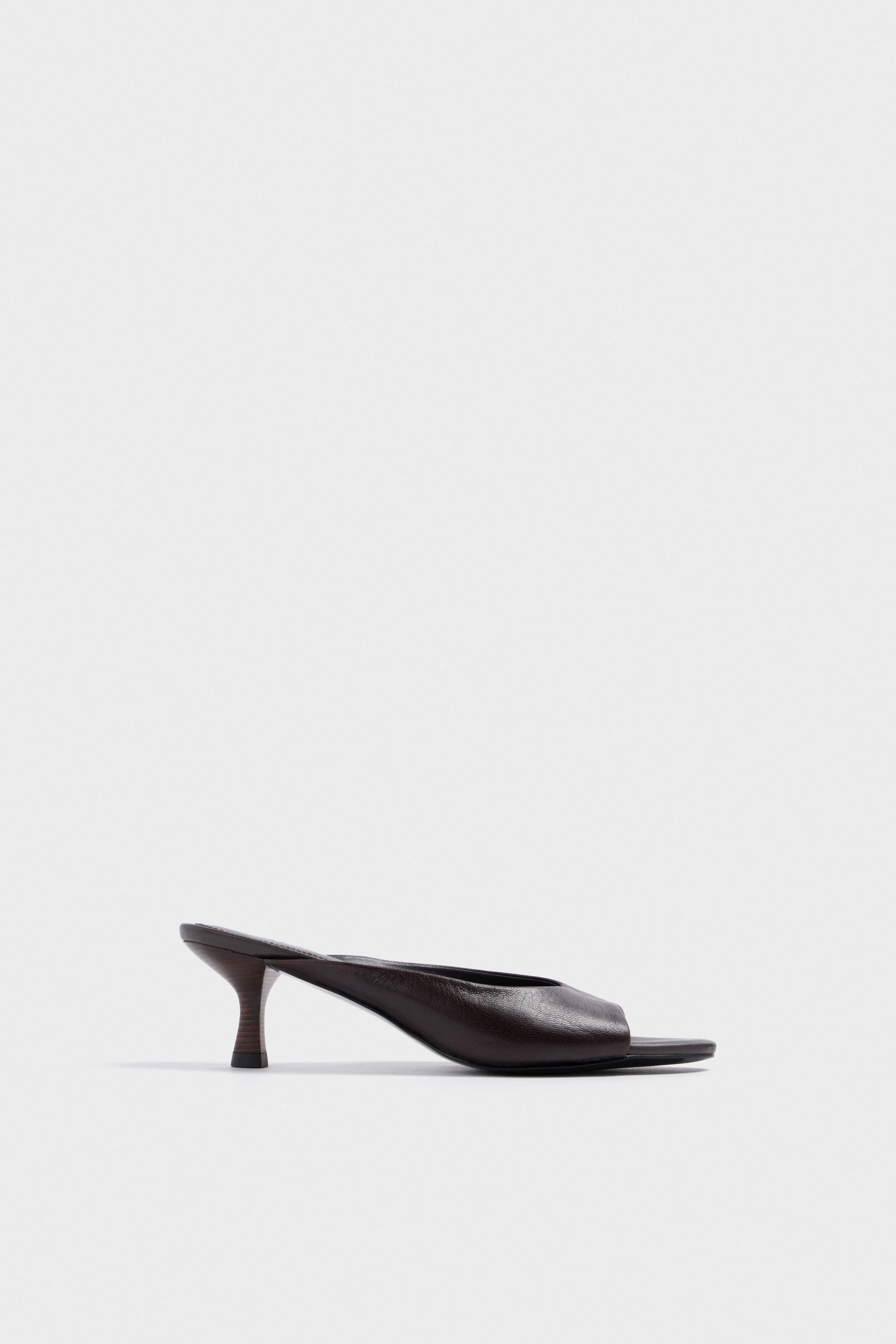 HEELED LEATHER SANDALS - Image 2