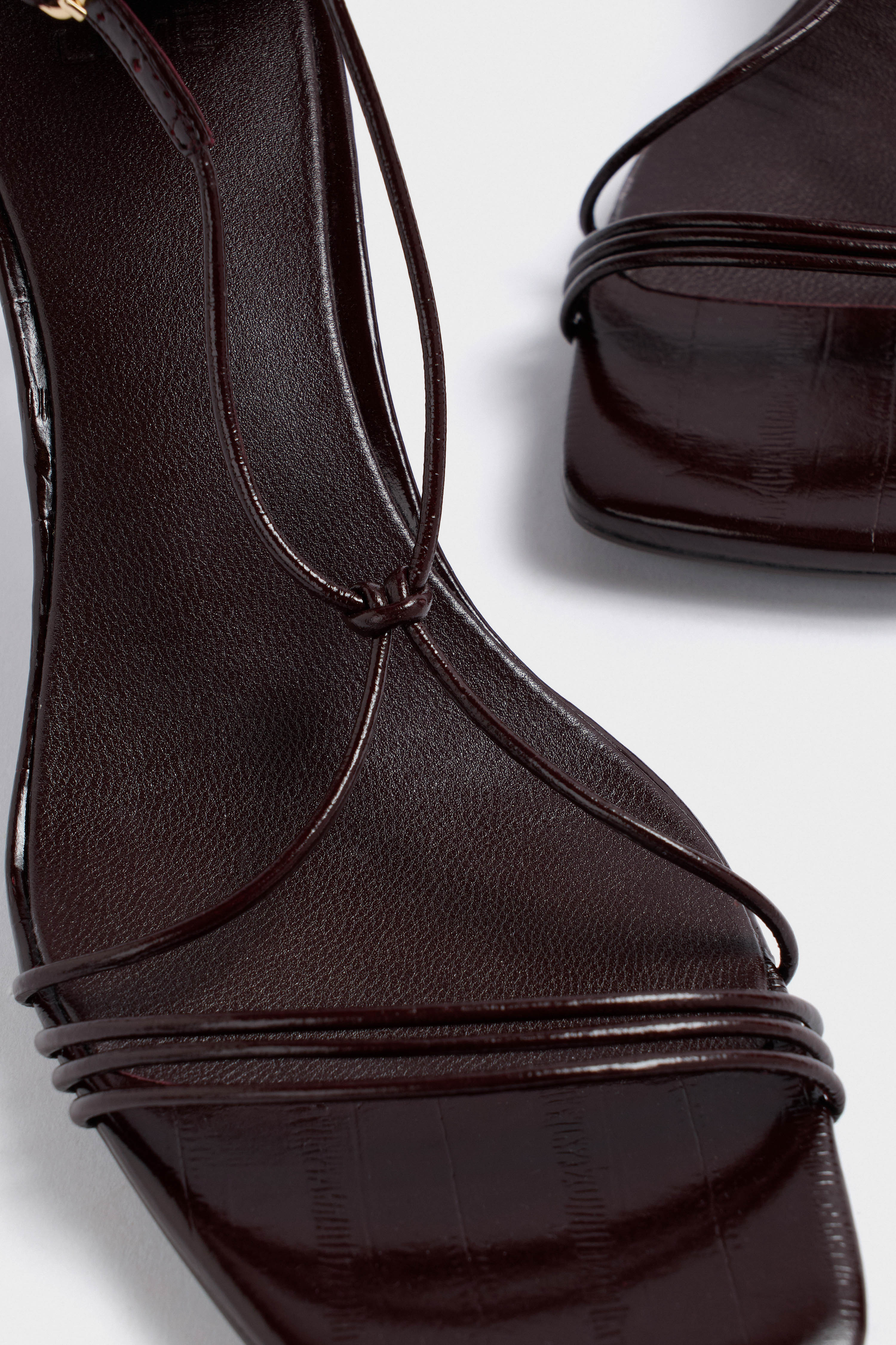 HEELED LEATHER SHOES - Image 6