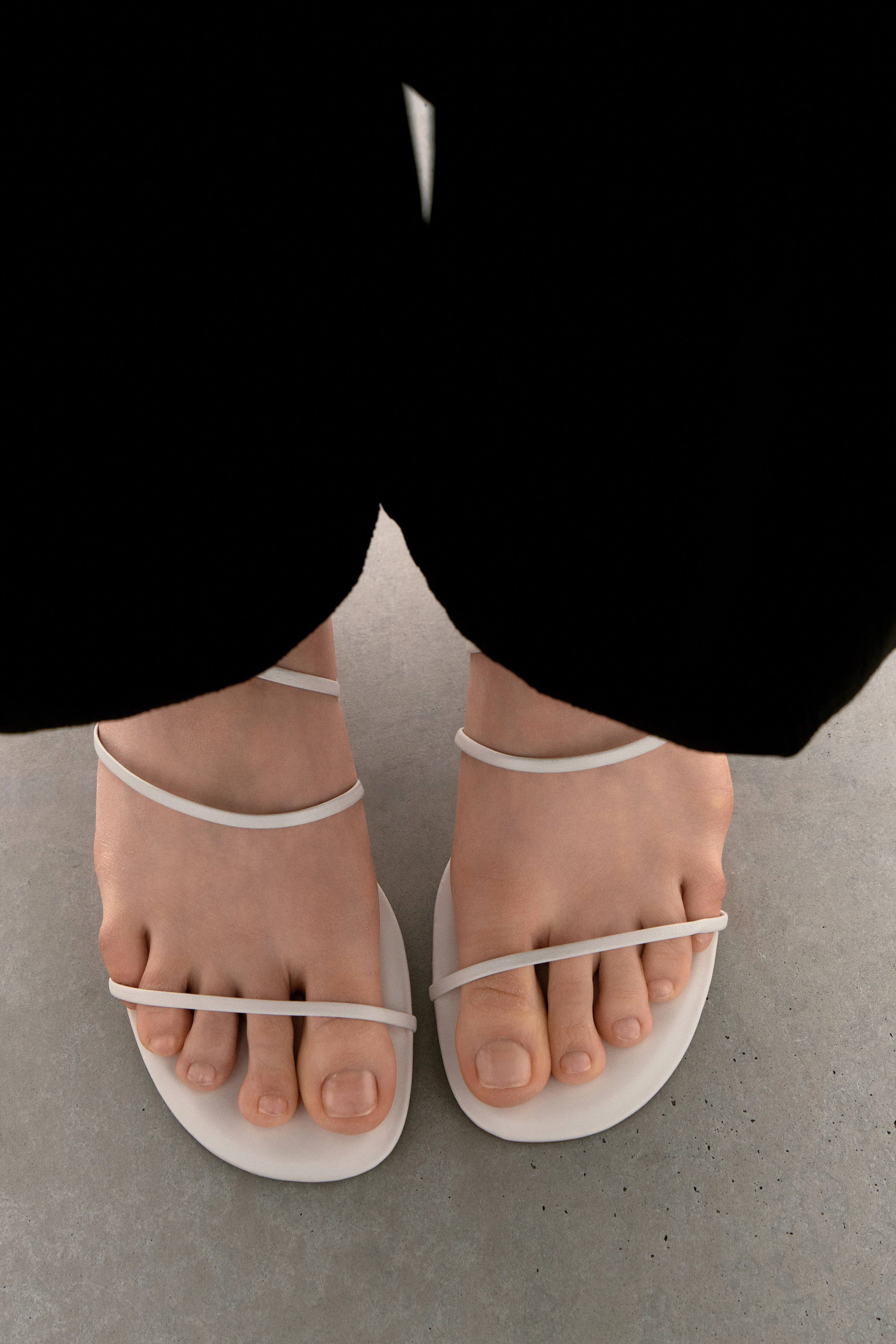 HEELED SHEEP LEATHER SANDALS